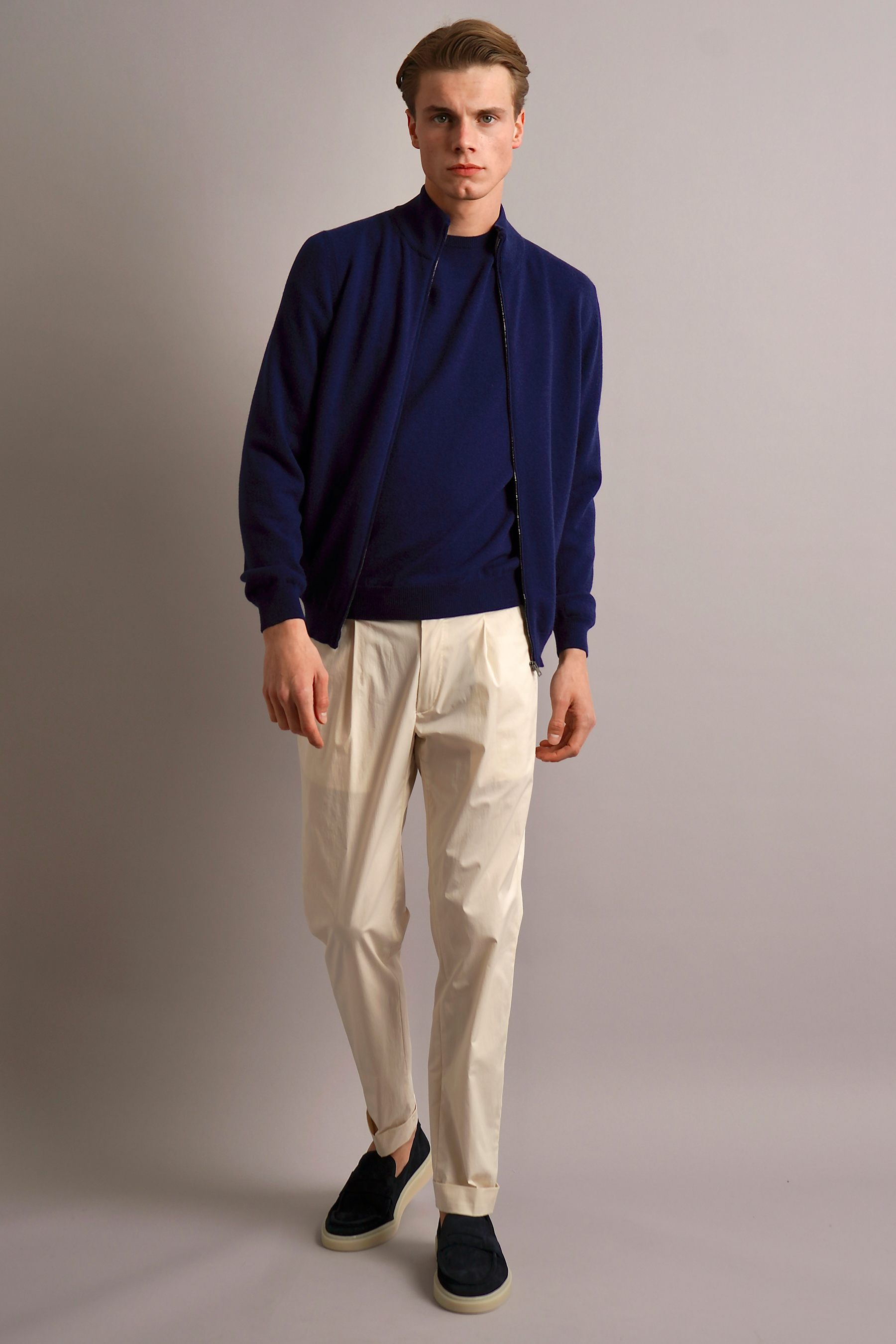 AIDA BARNI Cashmere Crew Neck Sweater AIDA BARNI Cashmere Crew Neck Sweater