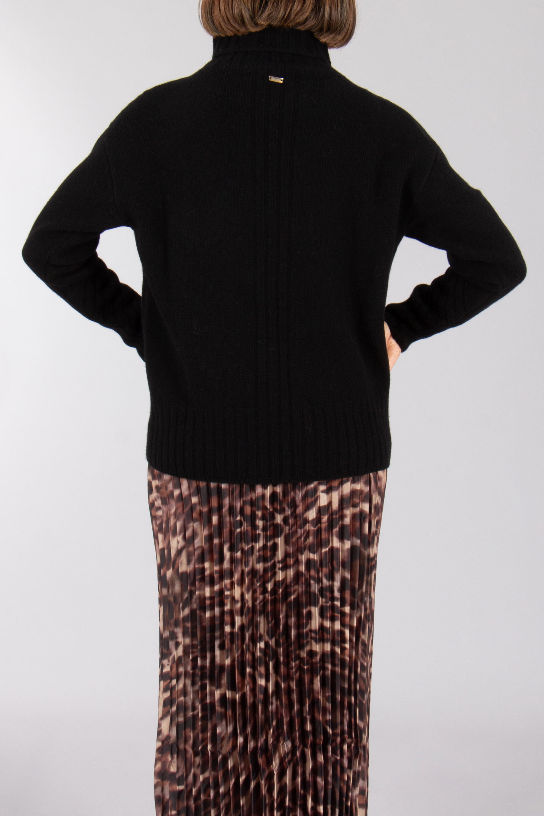 HERNO Relaxed Fit Wool Turtleneck Sweater Bekleidung, Strickwaren, Pullover