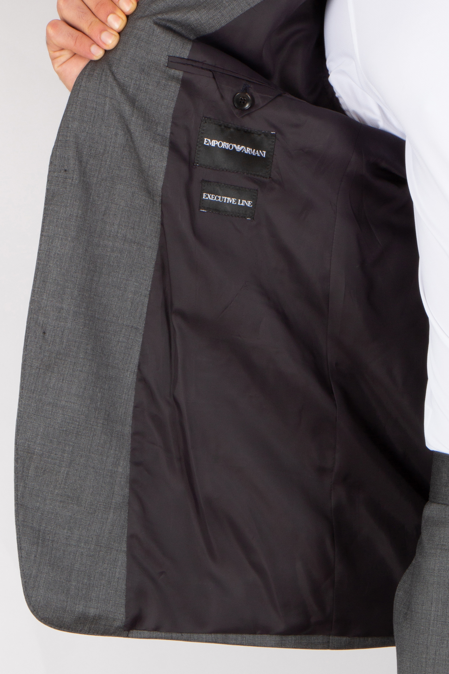 EMPORIO ARMANI Regular Fit Micro Pattern Virgin Wool-Silk-Jacquard Suit Executive Line Tasche, Kleidung, Mantel, Tragetasche, Handtasche