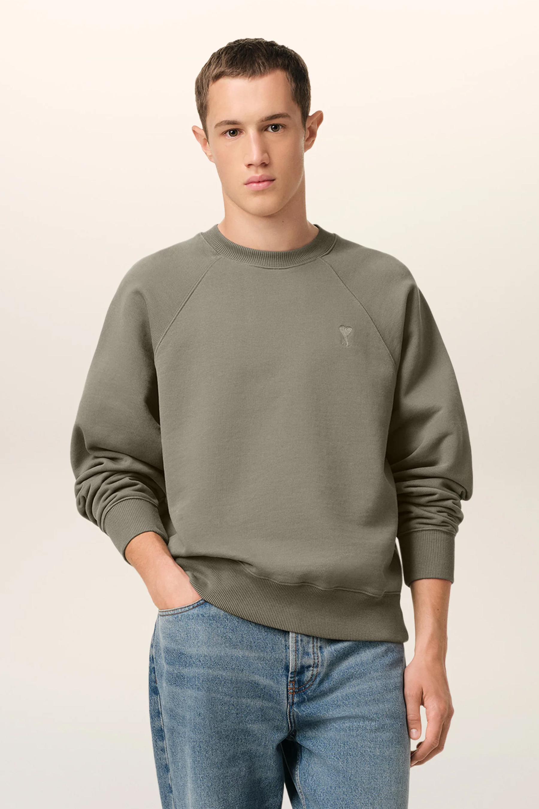 AMI PARIS Boxy Fit Ami de Coeur Organic Cotton Fleece Sweatshirt AMI PARIS Boxy Fit Ami de Coeur Organic Cotton Fleece Sweatshirt