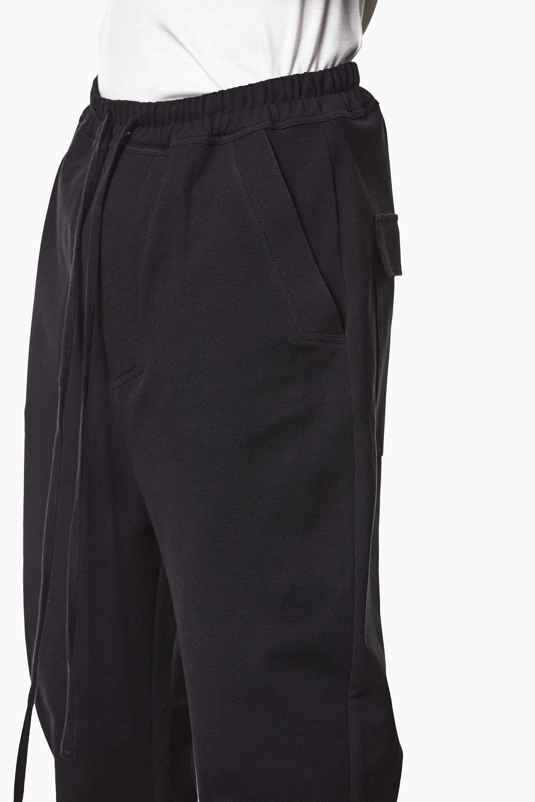 THOM KROM Relaxed Fit Low Crotch Structured Cotton Stretch Blend Sweatpants Bekleidung, Hosen, Kurze Hosen, Mantel