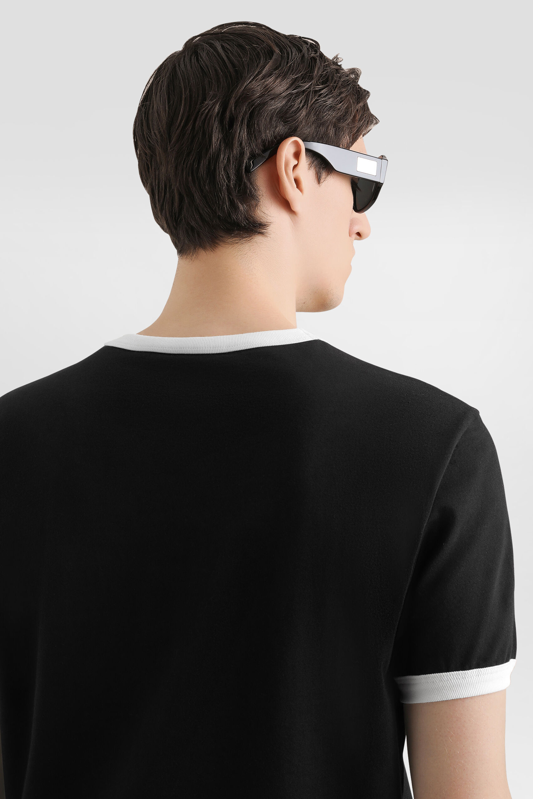 DOLCE & GABBANA Classic Fit Flock Print Cotton Jersey T-Shirt T-shirt, Hals, Zubehör, Sonnenbrille, Fotografie