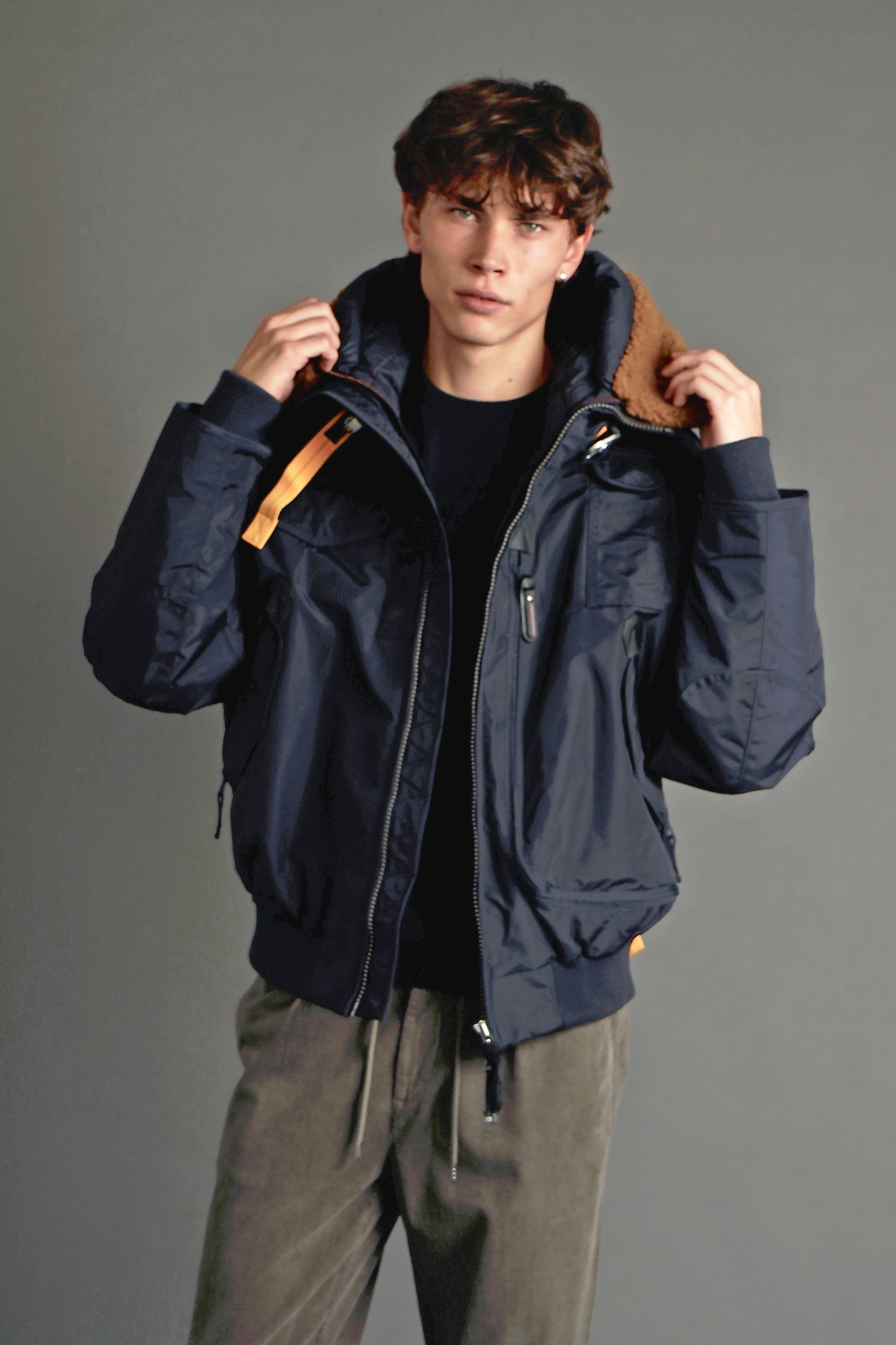 Bekleidung, Mantel, Jacke, Person, Bekleidung, Mantel, Jacke, Person