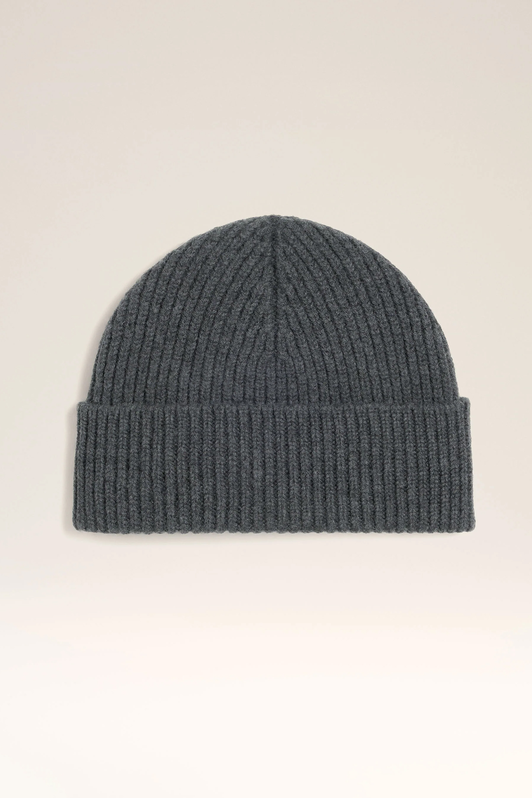 AMI PARIS Ami De Coeur Ribbed Wool Beanie Mütze, Kleidung, Hut