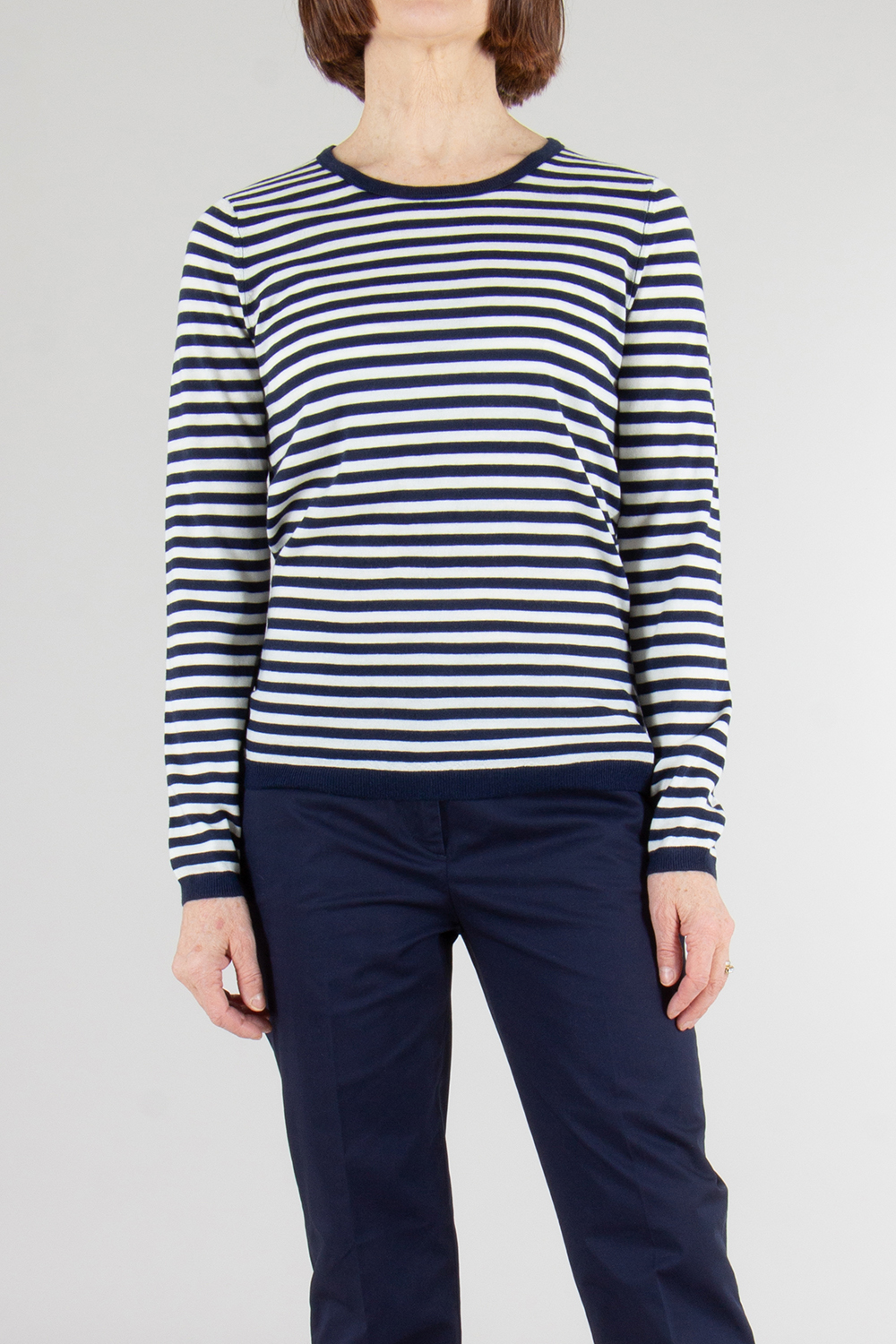 0039 ITALY Knitted Wool Striped Sweater Isola