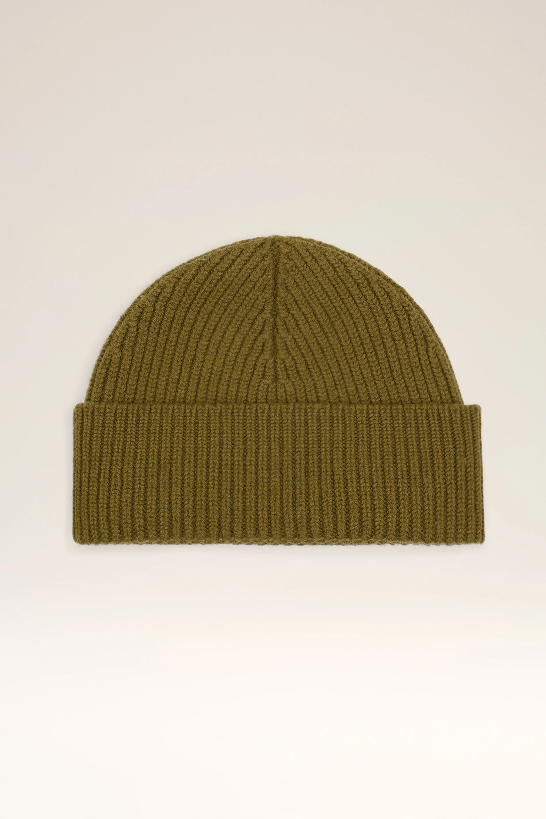 AMI PARIS Ami De Coeur Ribbed Virgin Wool Beanie Mütze, Kleidung, Hut