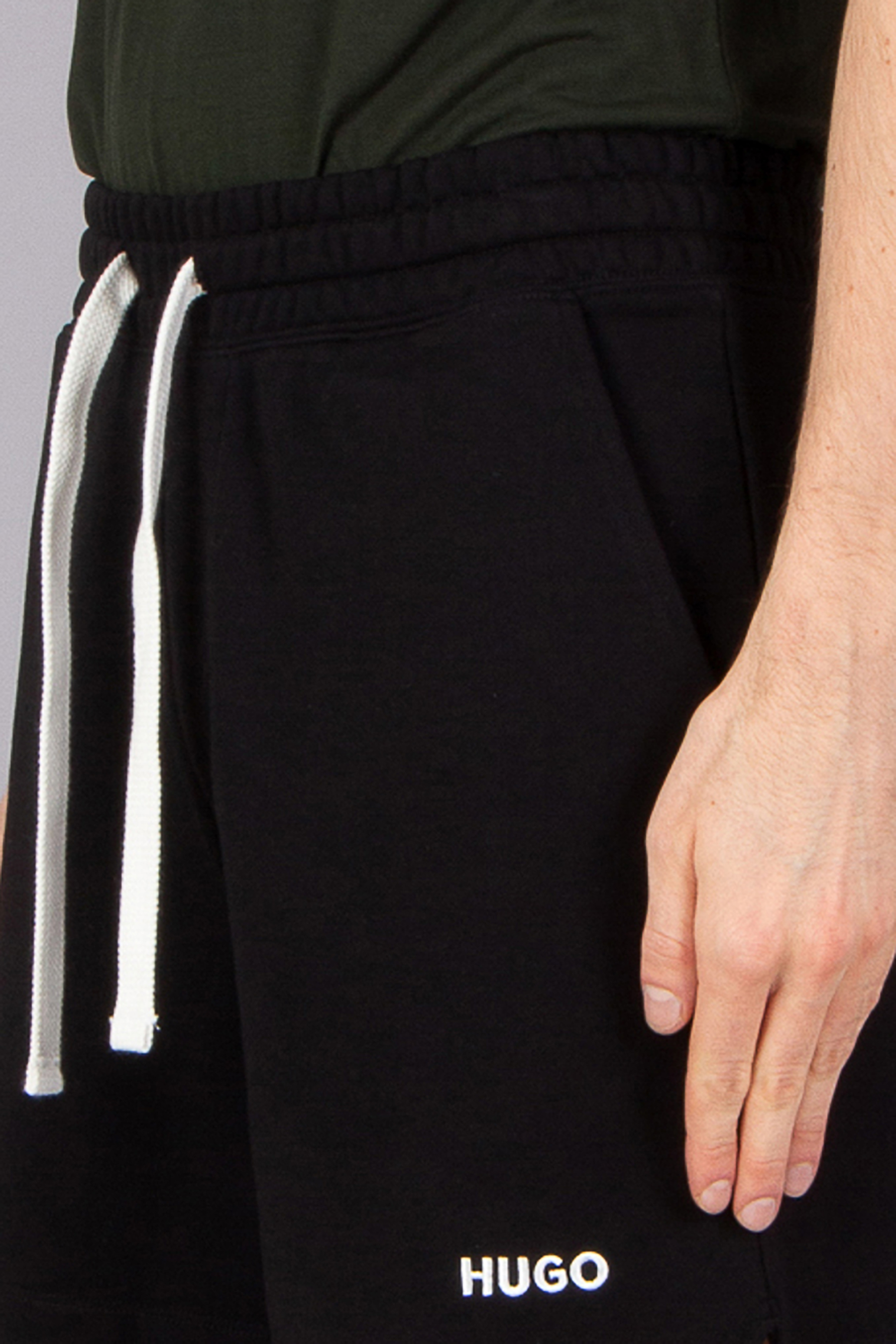 HUGO Relaxed Fit Embroiedered Cotton Terry Shorts Dulasho HUGO Relaxed Fit Embroiedered Cotton Terry Shorts Dulasho