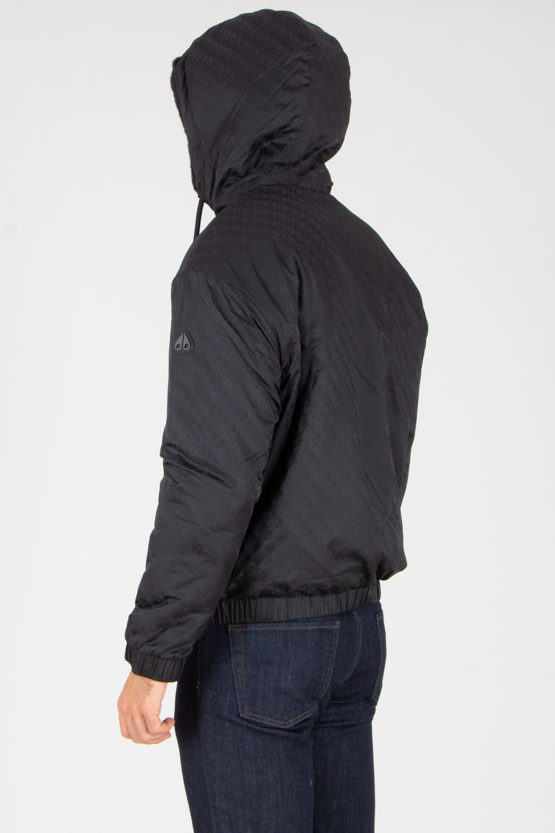 Mantel, Jacke, Kapuze, Jeanshose, Person