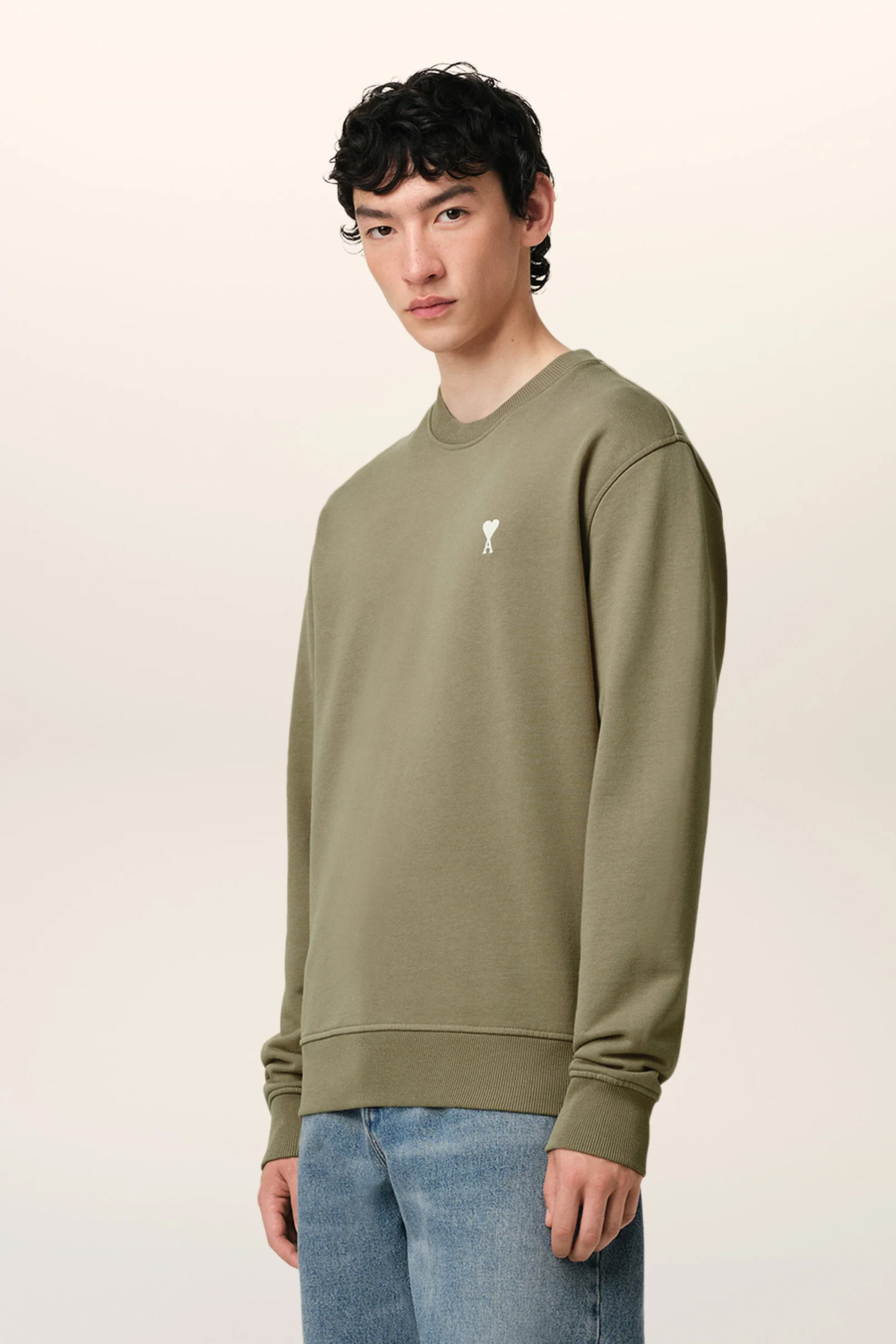 AMI PARIS Classic Fit Ami De Coeur Organic Cotton Fleece Sweatshirt AMI PARIS Classic Fit Ami De Coeur Organic Cotton Fleece Sweatshirt