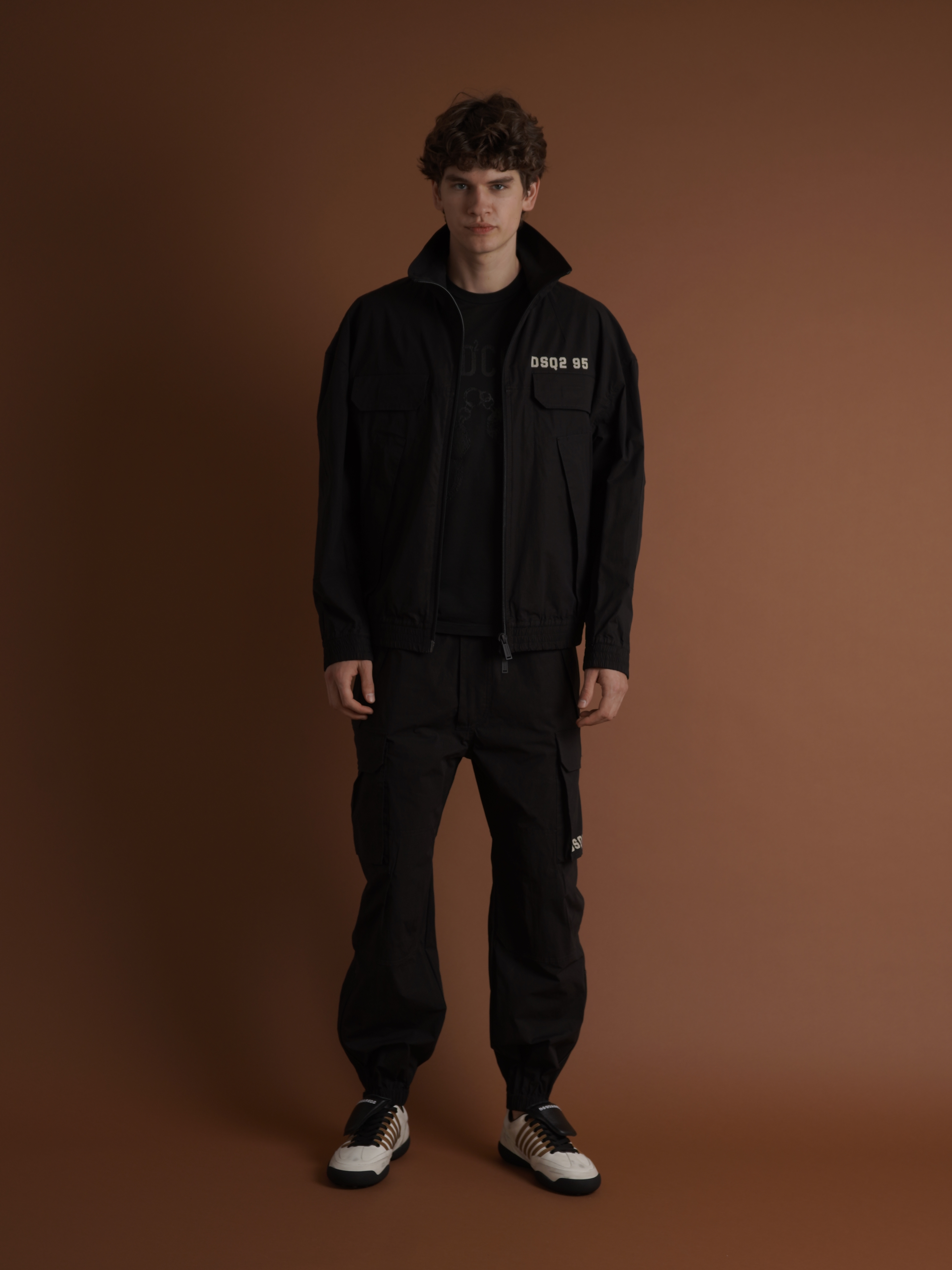 Mantel, Jacke, Hosen, Person, Langarm