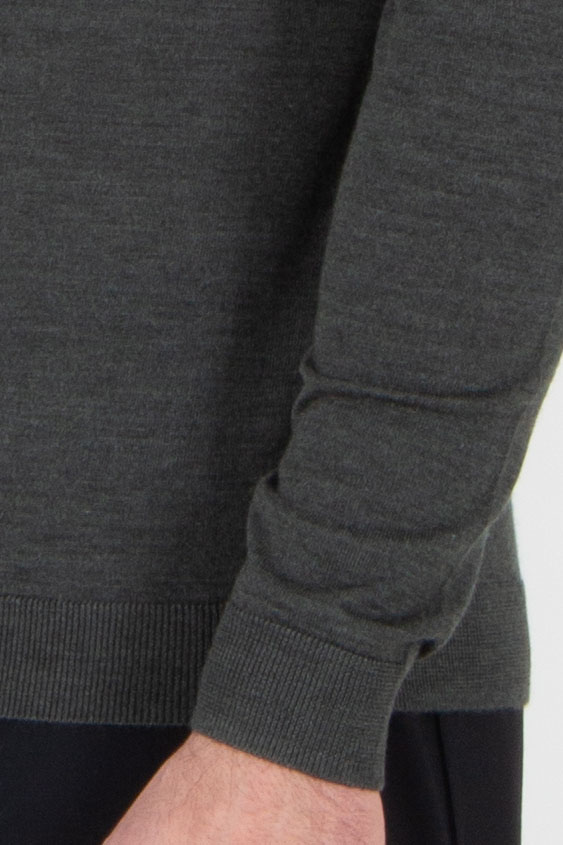 MIENTUS BERLIN Extra Fine Wool-Silk-Cashmere Blend Knit Sweater
