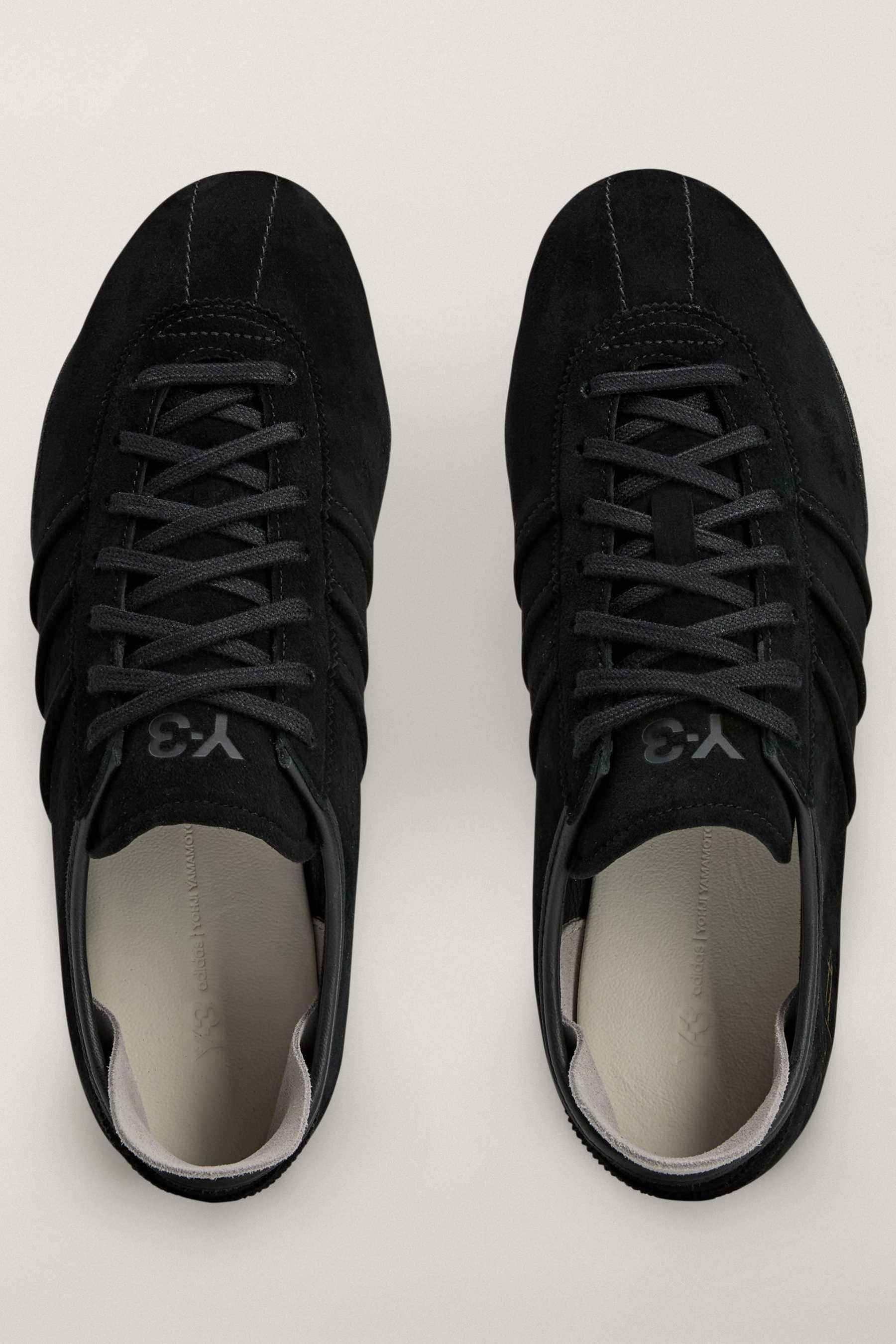Bekleidung, Schuhwerk, Schuh, Sneaker, Wildleder