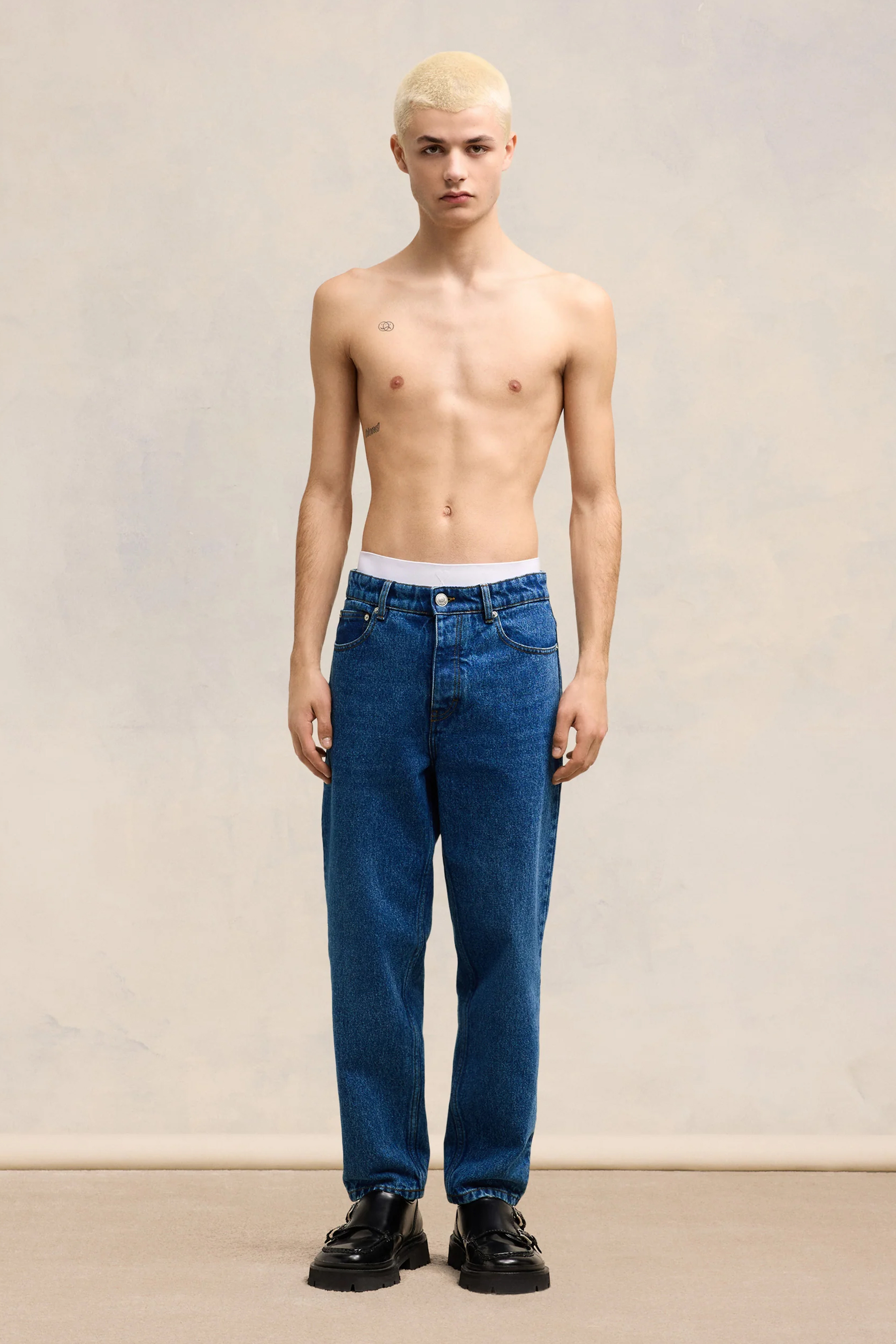 AMI PARIS Tapered Fit Cotton Denim Jeans AMI PARIS Tapered Fit Cotton Denim Jeans