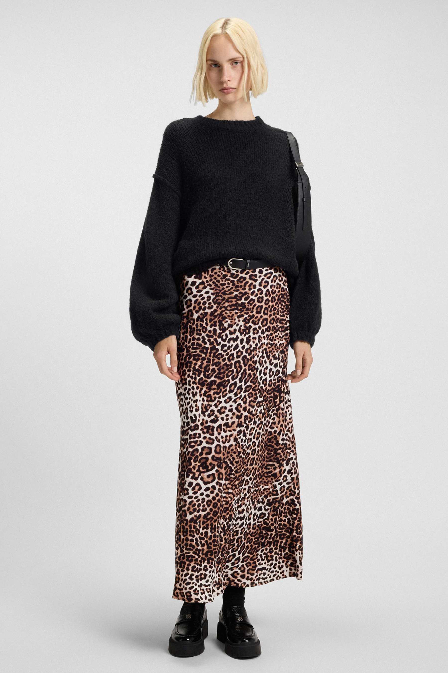 HUGO Oversized Wool-Alpaca Blend Crew Neck Sweater Sagarro Rock, Erwachsener, Weiblich, Person, Frau