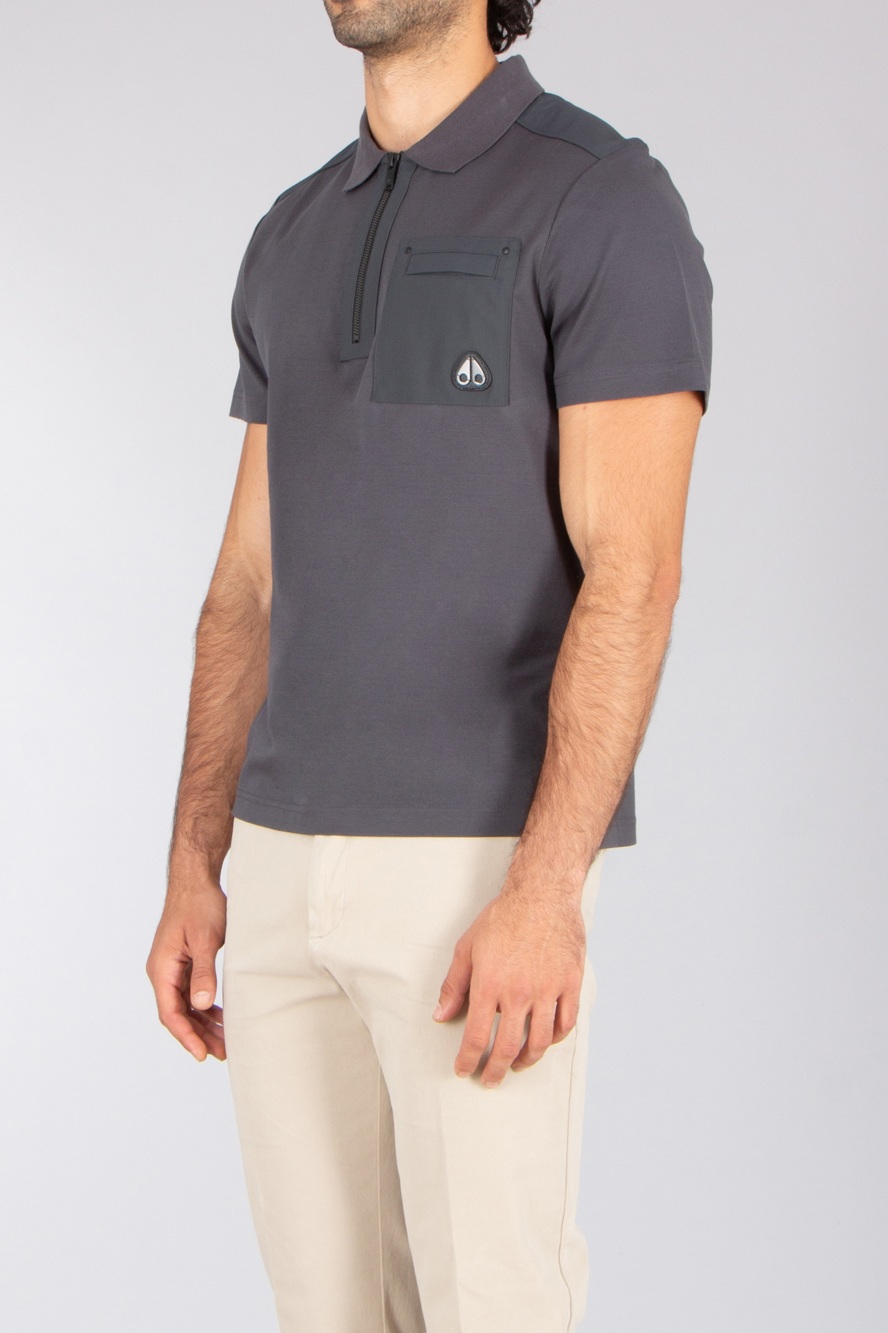 T-shirt, Bluse, Erwachsener, Mann, Person