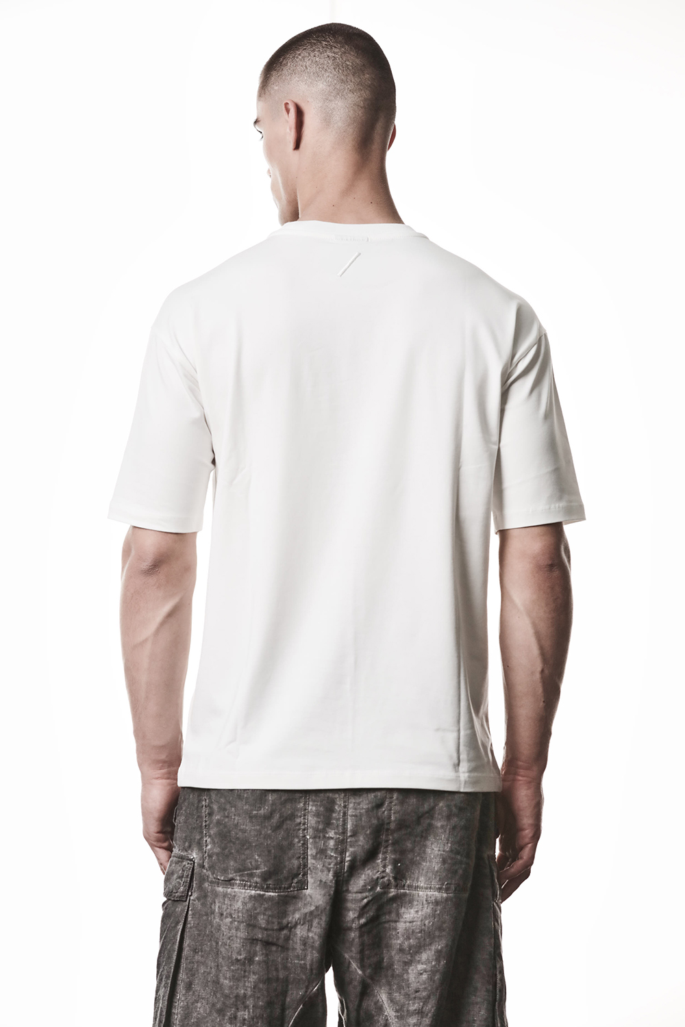 T-shirt, Jeans, Erwachsener, Mann, Person