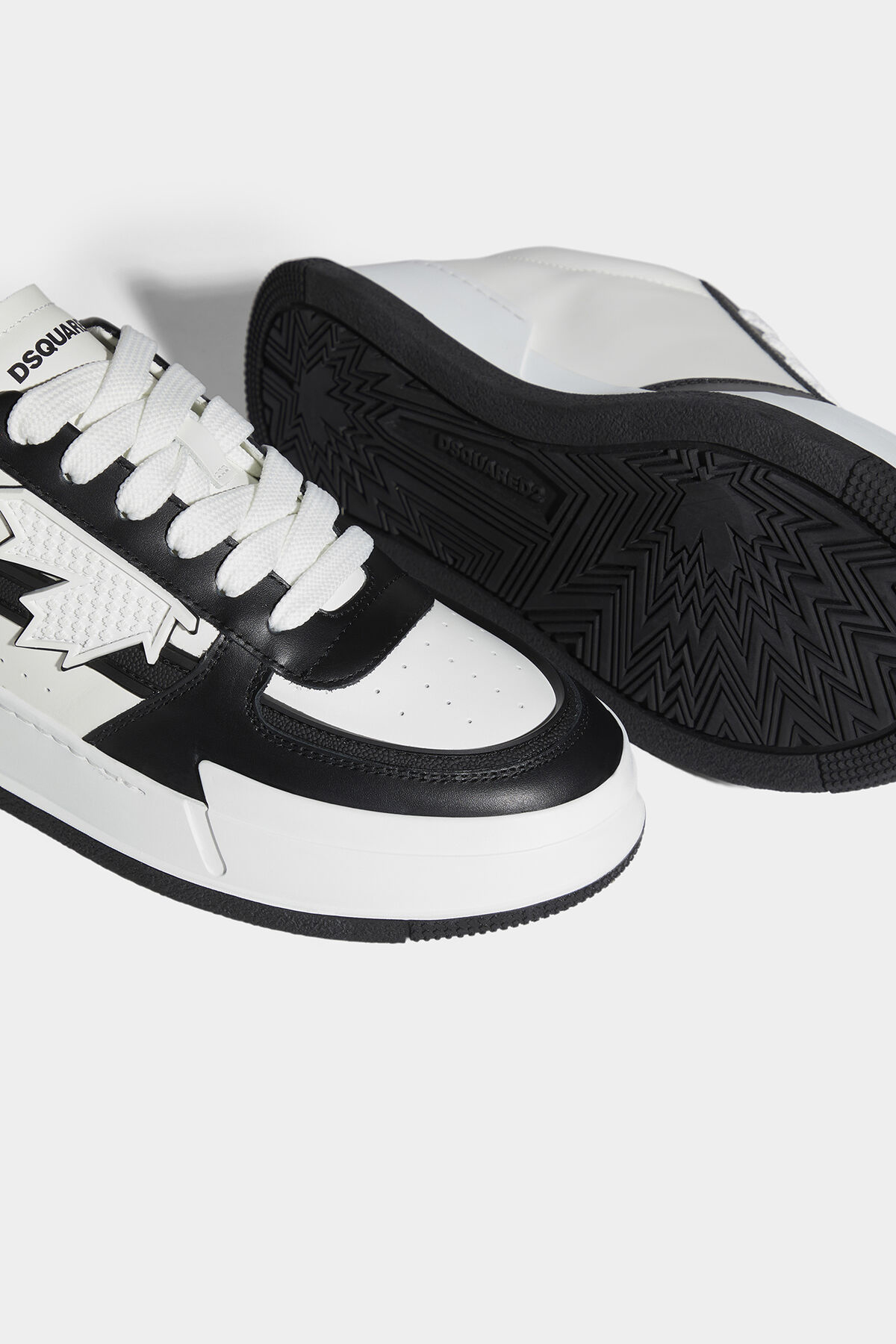 DSQUARED2 Leather Sneakers Canadian DSQUARED2 Leather Sneakers Canadian