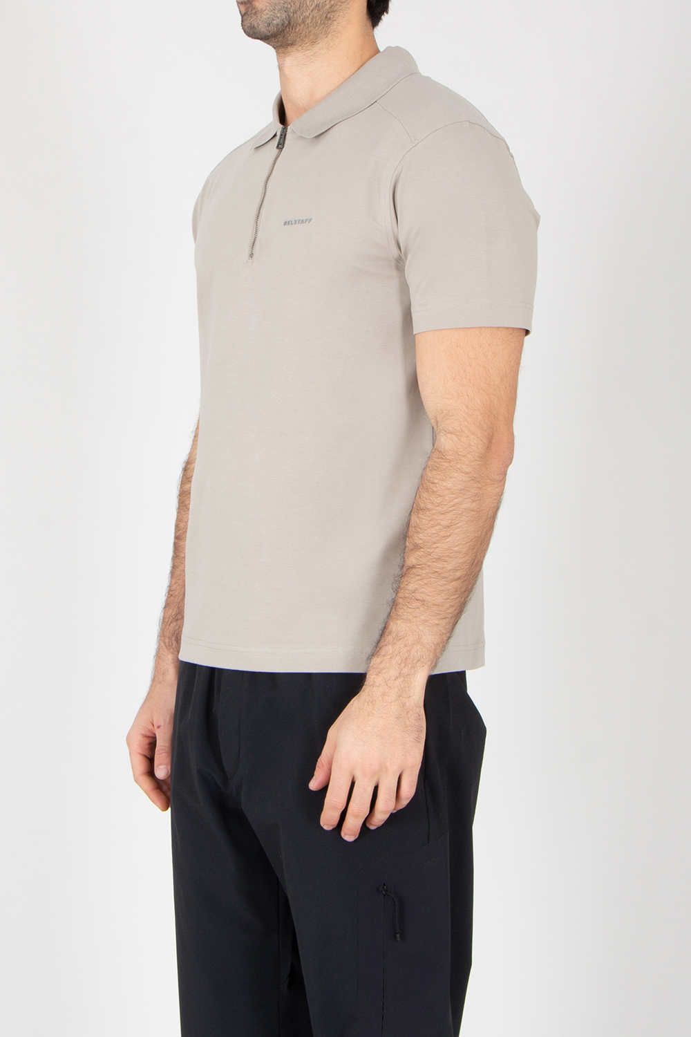 T-shirt, Ärmel, Erwachsener, Mann, Person