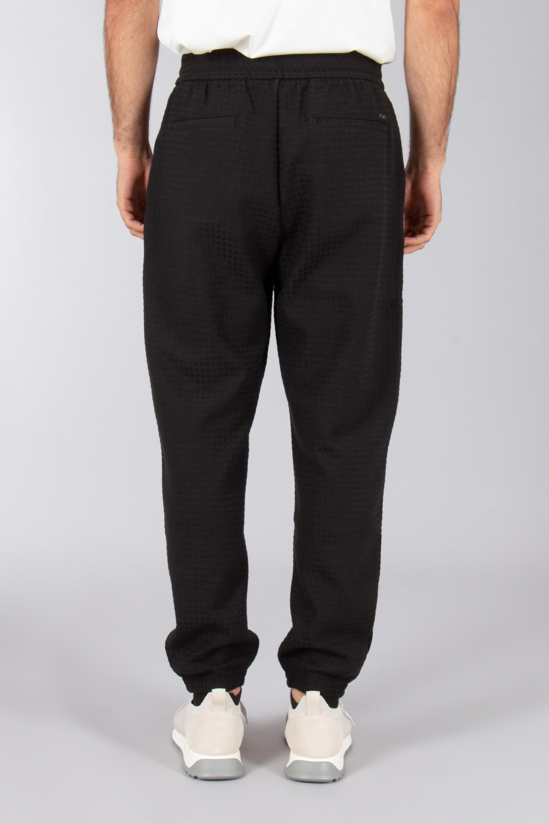 EMPORIO ARMANI Relaxed Fit Cotton-Lyocell Stretch Jacquard Sweatpants Bekleidung, Hosen, Jeans