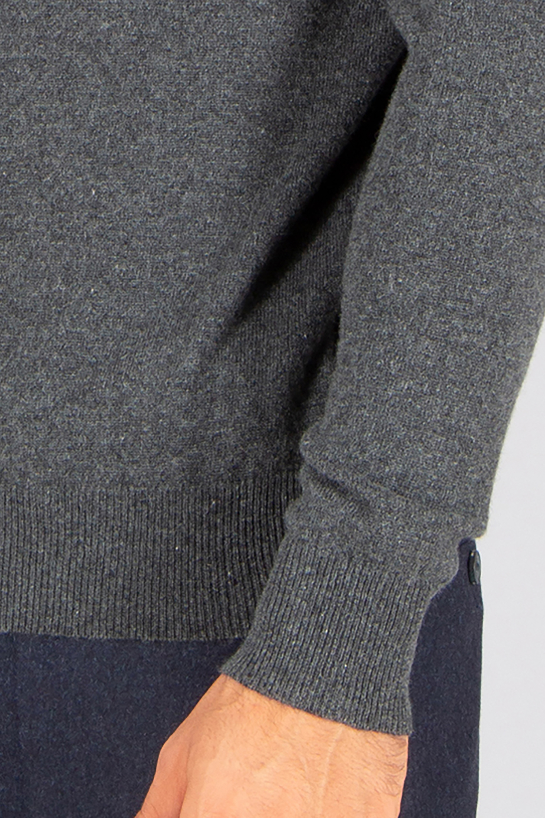 MIENTUS BERLIN Regular Fit Cashmere Turtleneck Sweater Bekleidung, Langarm, Ärmel, Strickwaren, Pullover
