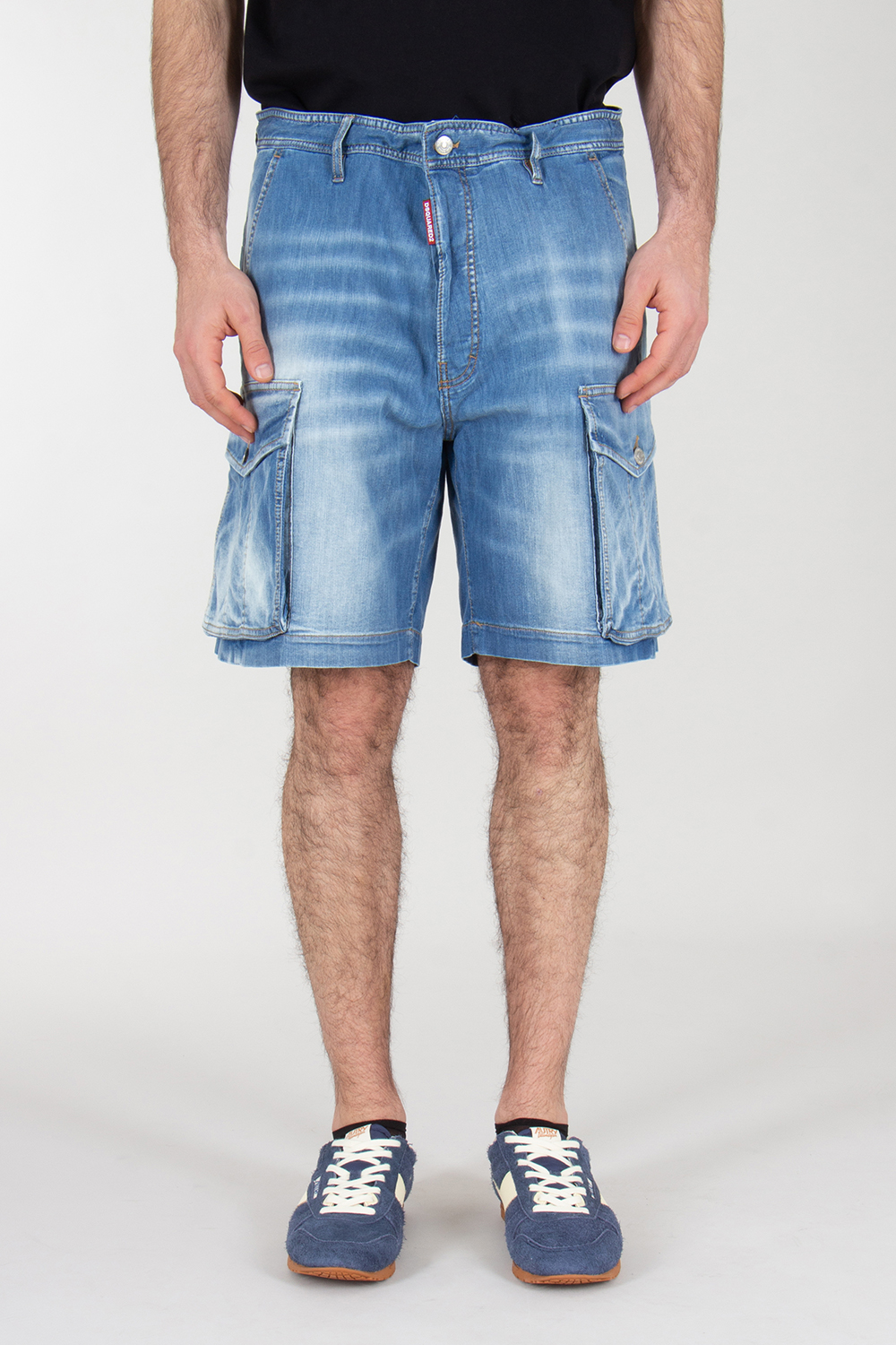 DSQUARED2 Relaxed Fit Distressed Denim Cargo Shorts 64 Tag