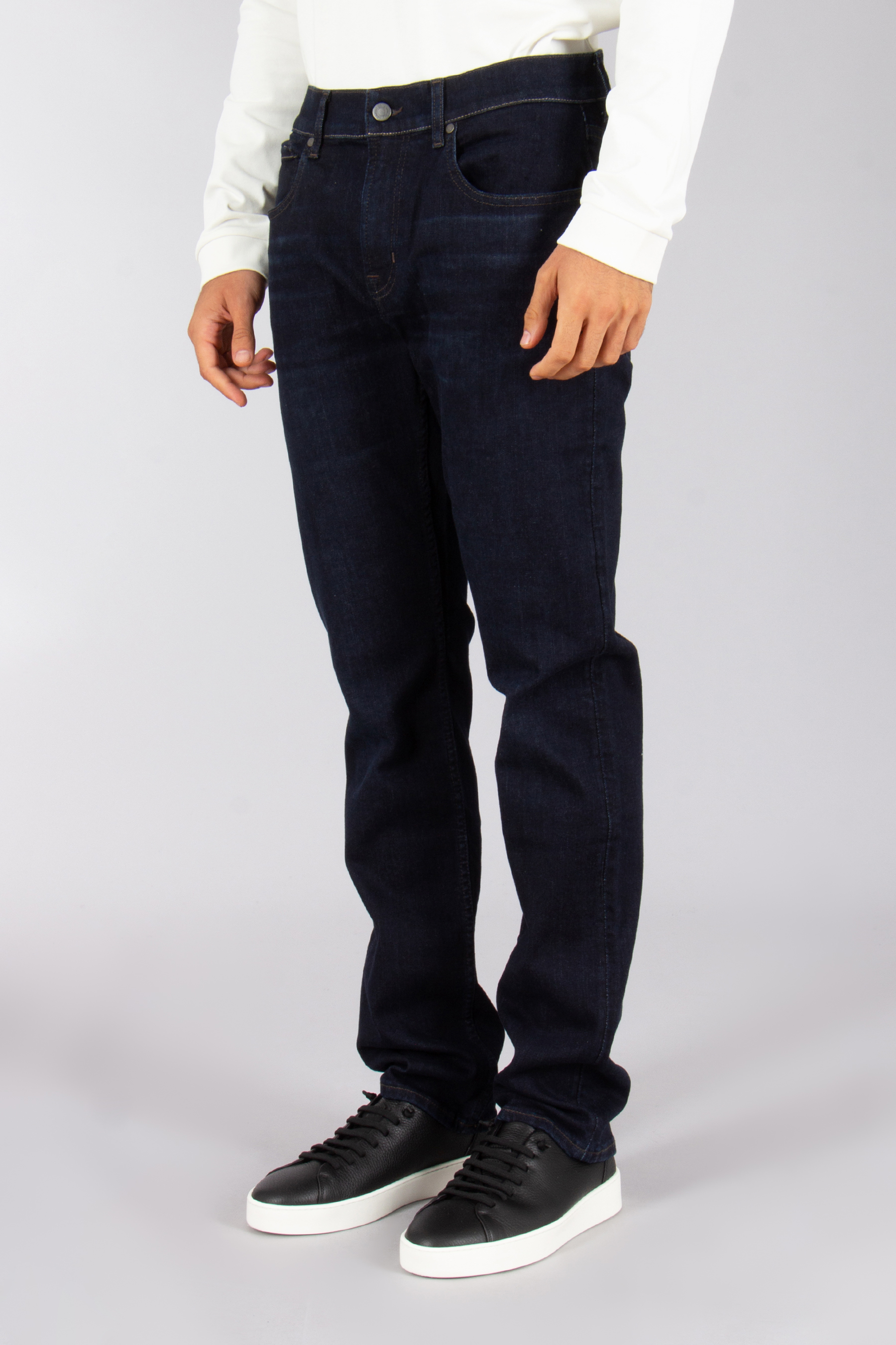 Hosen, Jeans, Schuh, Sneaker, Person