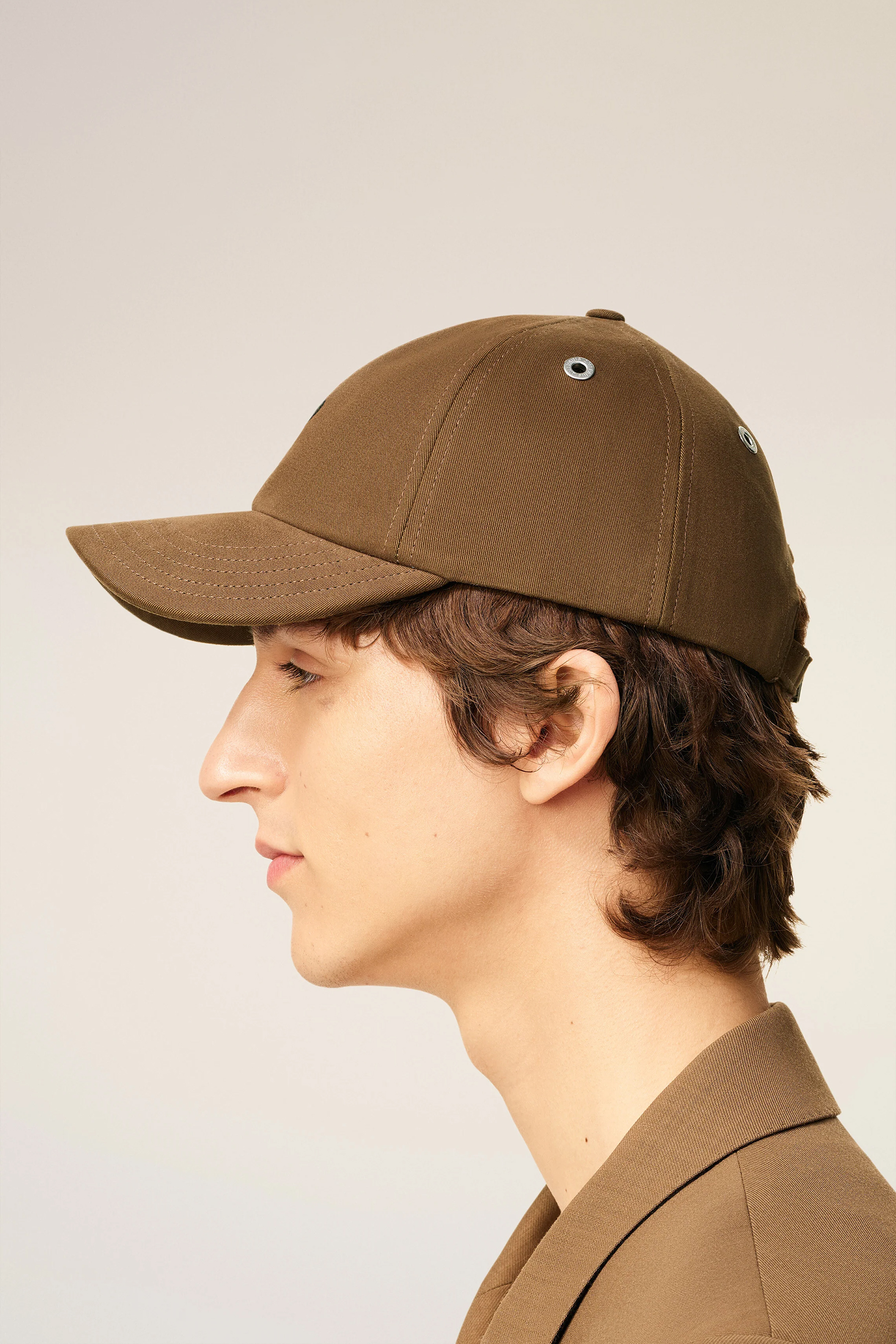 AMI PARIS Ami De Coeur Cotton Gabardine Cap Baseball-Kappe, Kappe, Kleidung, Hut, Person
