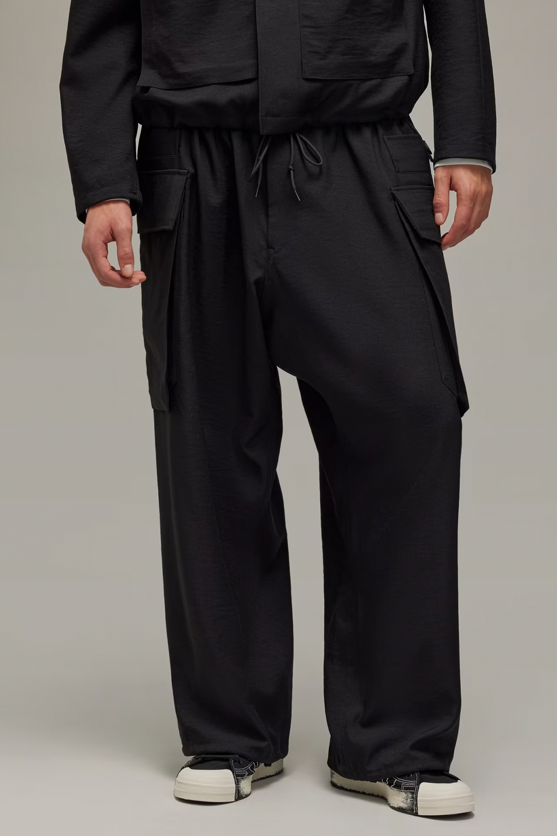Bekleidung, Hosen, Formelle Kleidung, Anzug, Person