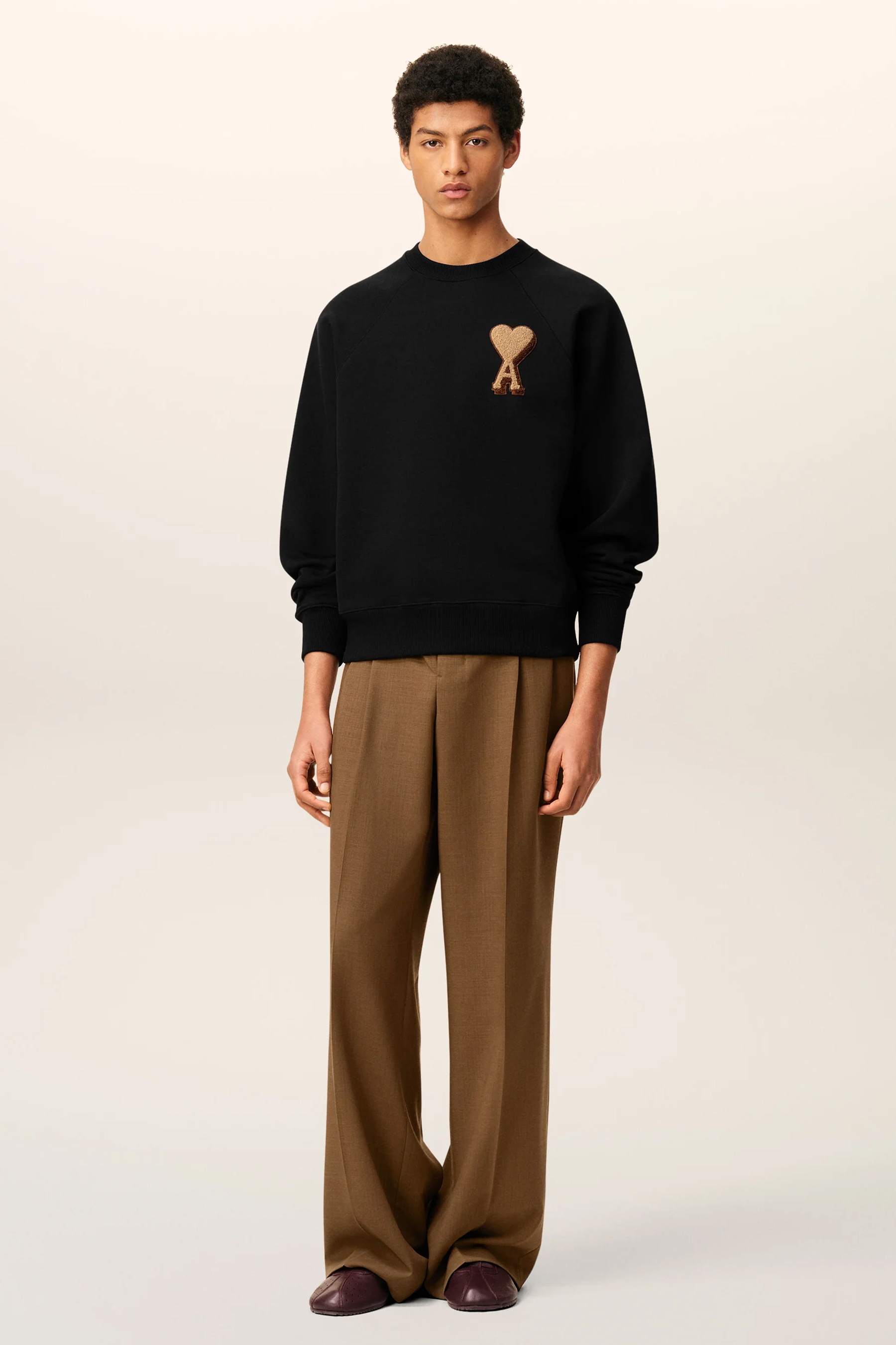 AMI PARIS Boxy Fit Ami De Coeur Cotton Fleece Sweatshirt Hosen, Erwachsener, Männlich, Mann, Person