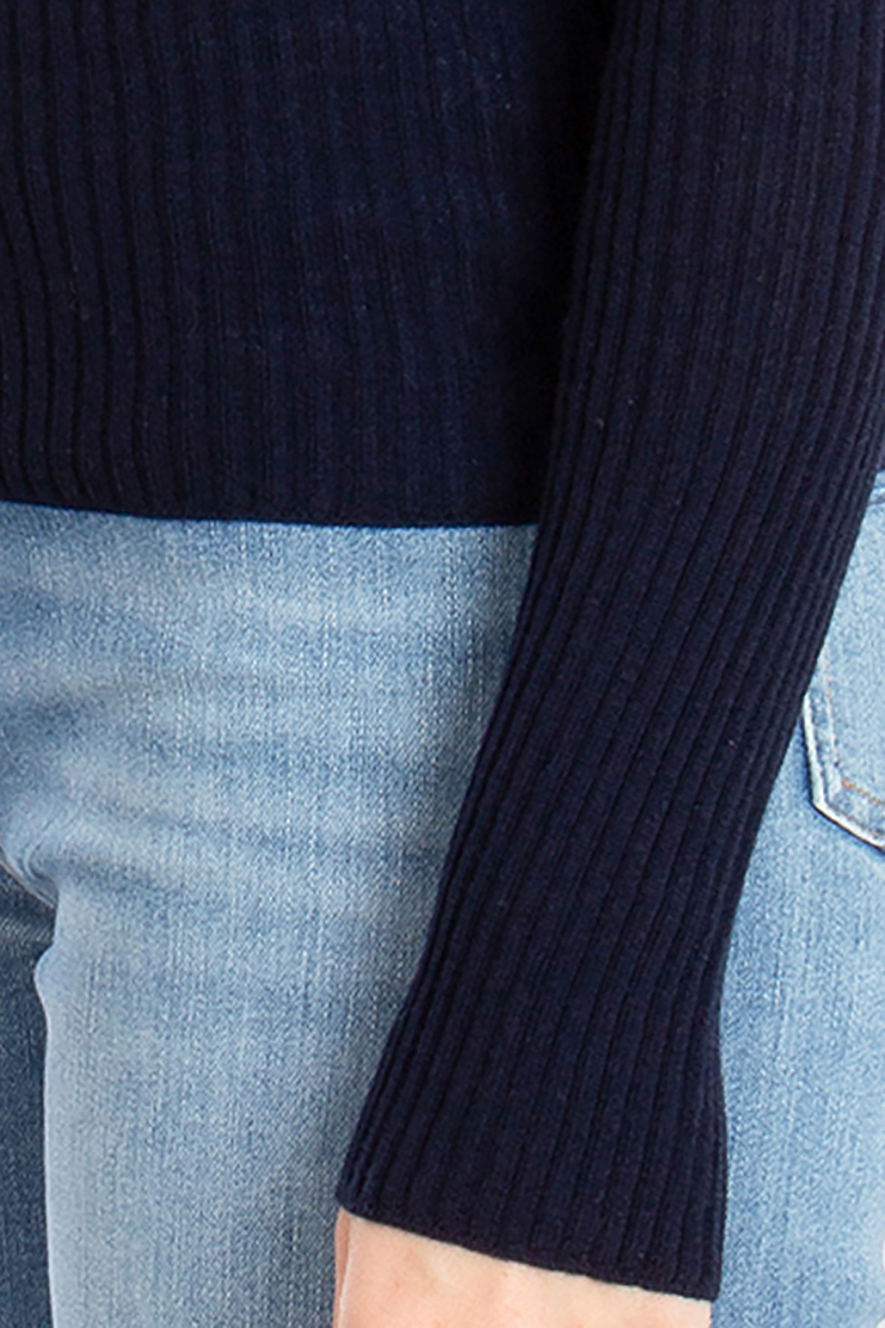 0039 ITALY Ribbed Wool Turtleneck Sweater Whiley 0039 ITALY Ribbed Wool Turtleneck Sweater Whiley