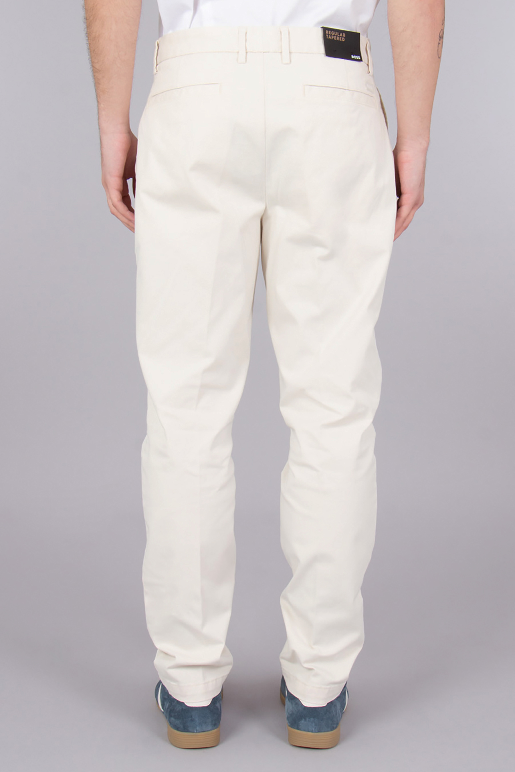 BOSS Regular Tapered Fit Stretch Cotton Chinos H-Kane Bekleidung, Hosen, Dekoration für Zuhause, Leinen, Schuh