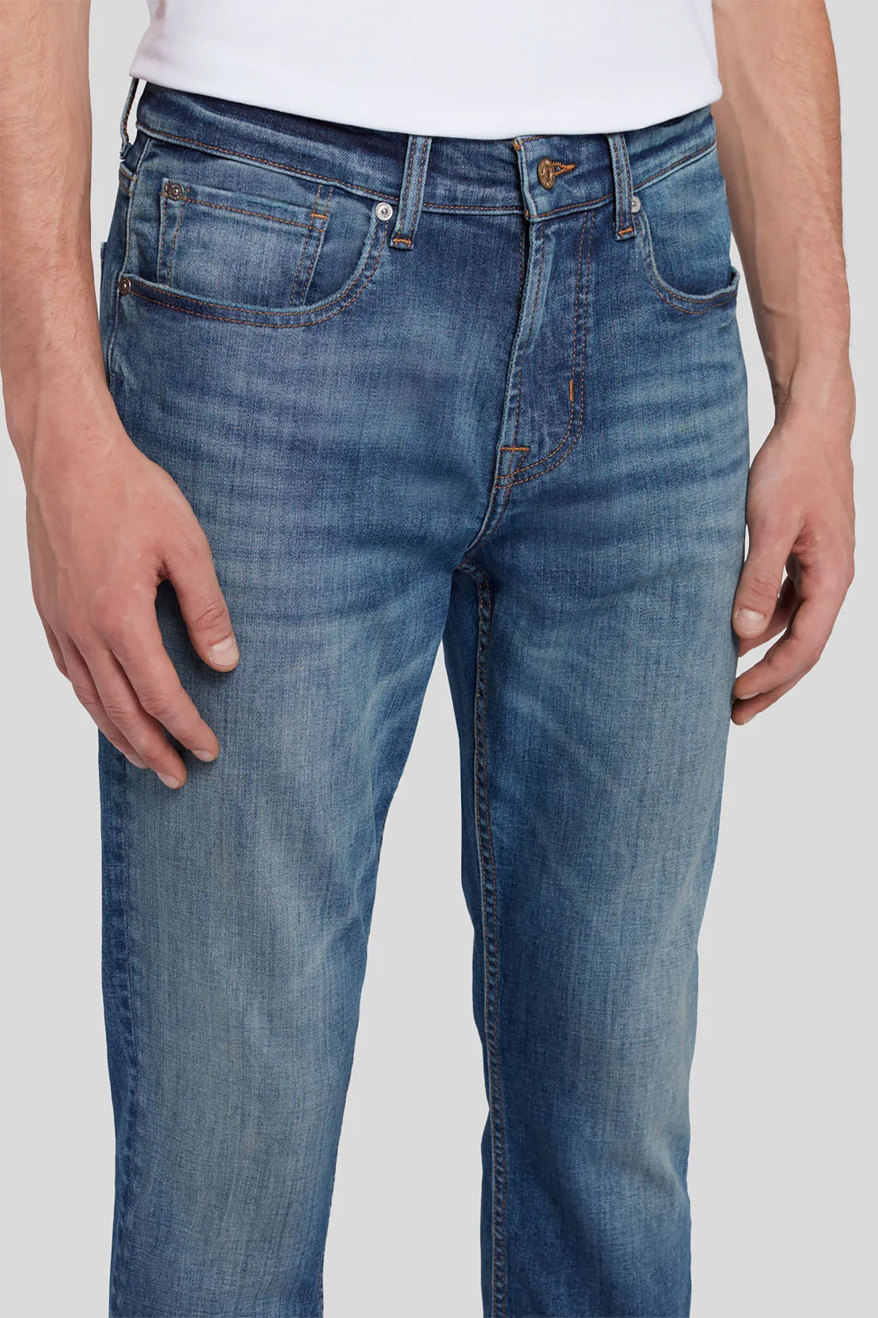 7 FOR ALL MANKIND Tapered Tek Earthkind Denim Jeans Slimmy Continuity 7 FOR ALL MANKIND Tapered Tek Earthkind Denim Jeans Slimmy Continuity