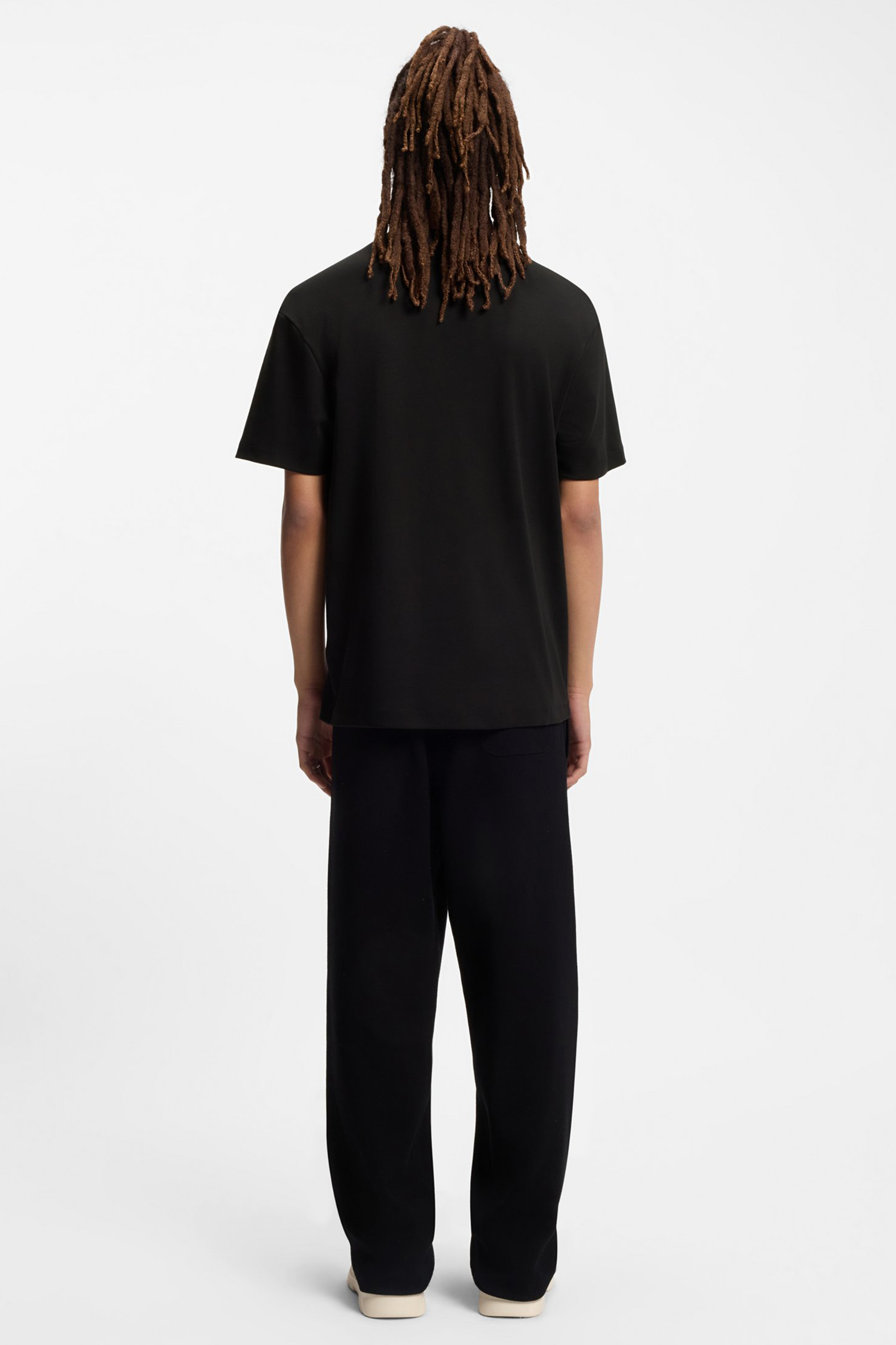 T-shirt, Hosen, Person, Stehend, Frau