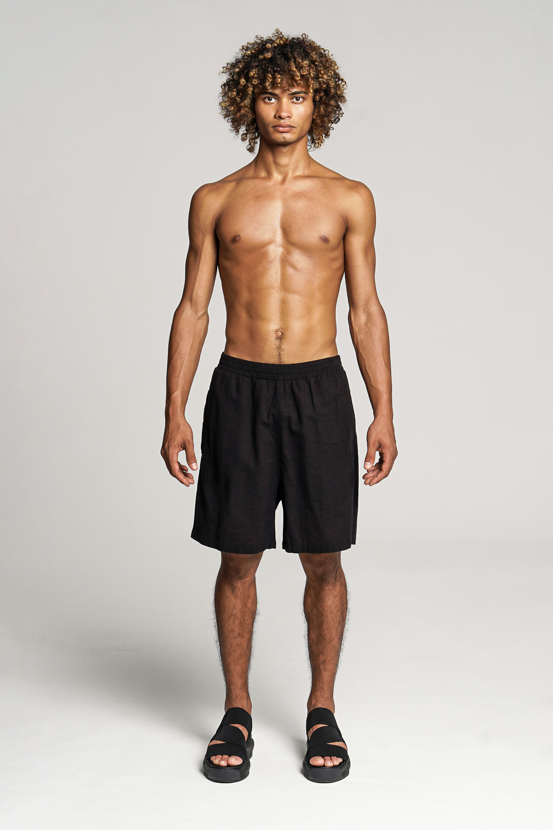 RE:VOLVER ATELIER Drop Crotch Cotton-Linen Blend Shorts