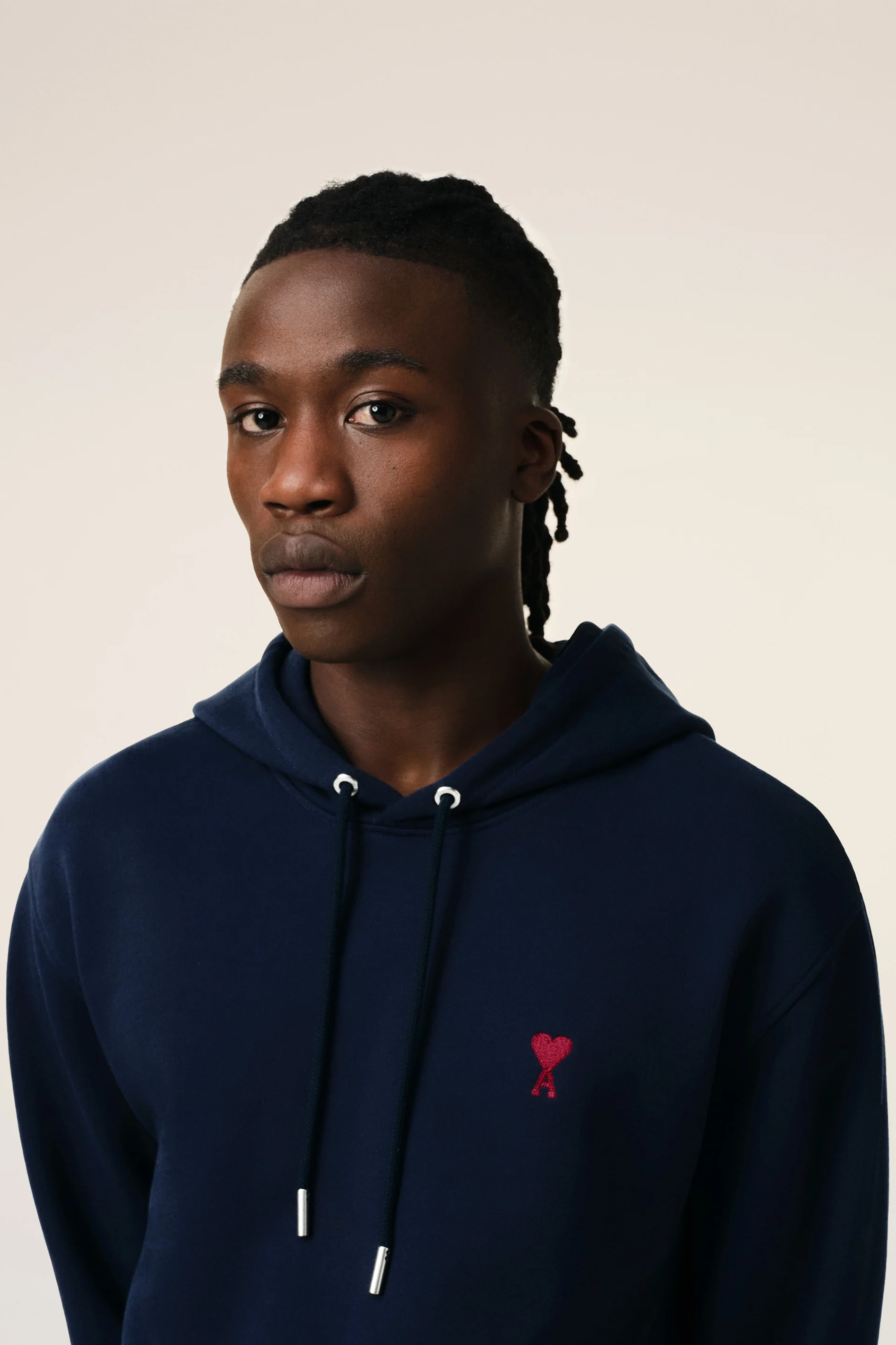 AMI PARIS Classic Fit Ami De Coeur Organic Cotton Fleece Hoodie Strickwaren, Pullover, Sweatshirt, Kapuzenpulli, Person