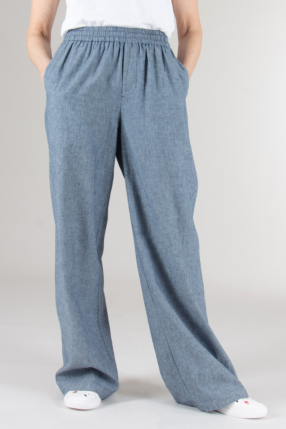 0039 ITALY Regular Fit Linen Striped Pants