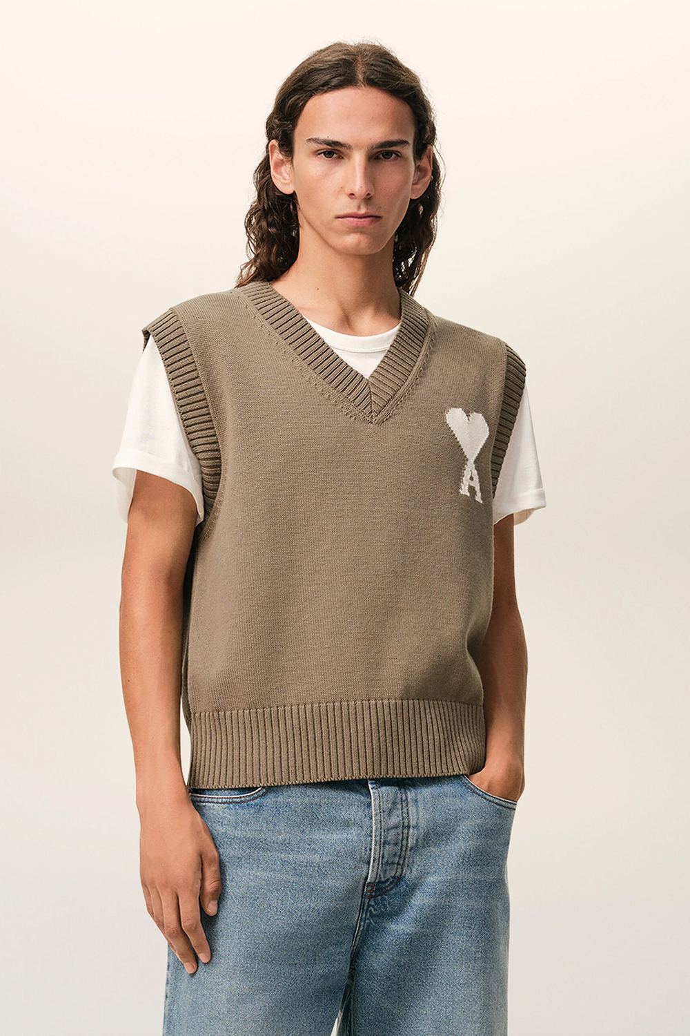 AMI PARIS Relaxed Fit Ami De Coeur Virgin Wool-Cotton Blend Sleeveless V-Neck Sweater