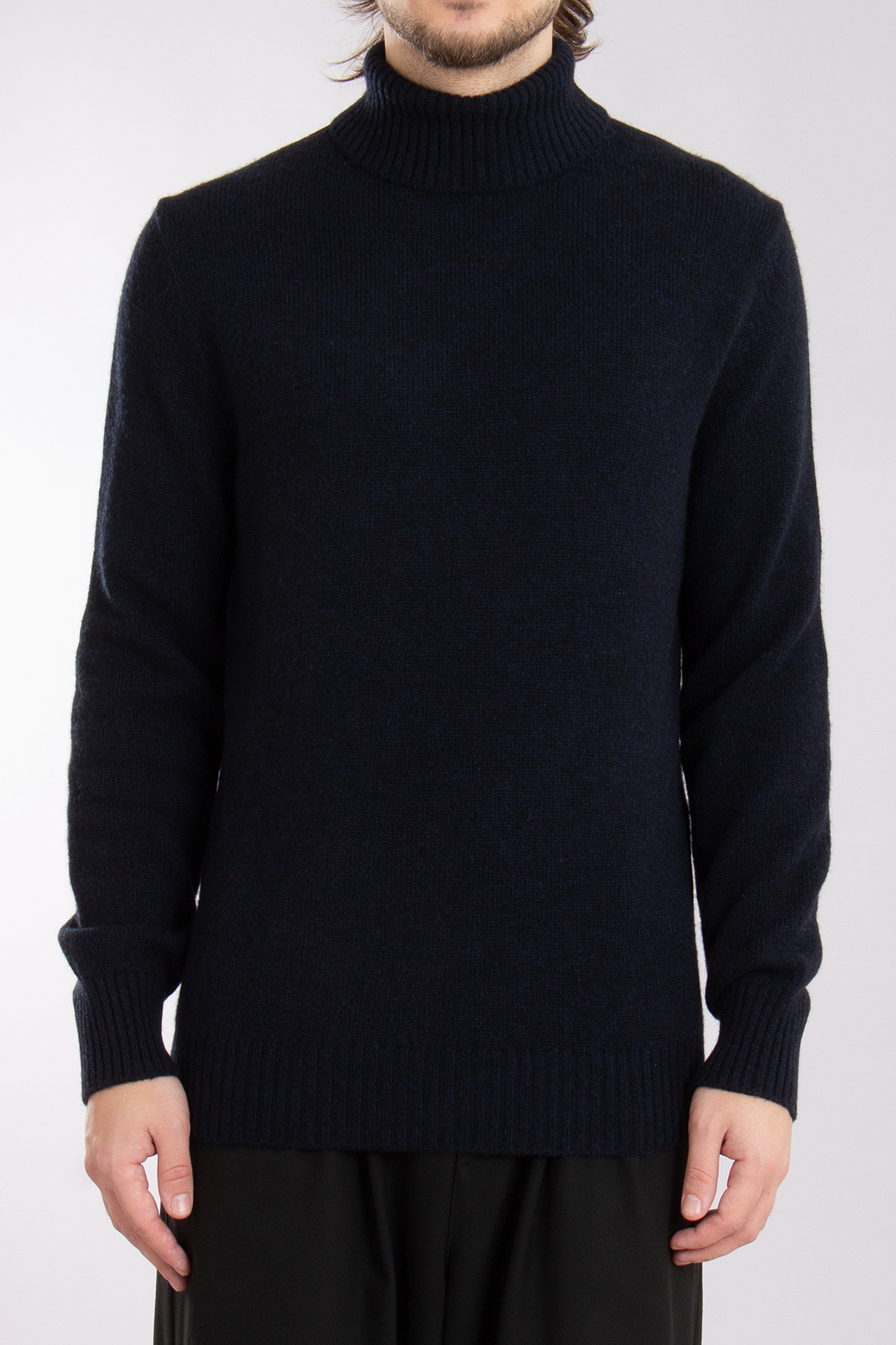 SEASE Coarsehair Cashmere Turtleneck Sweater