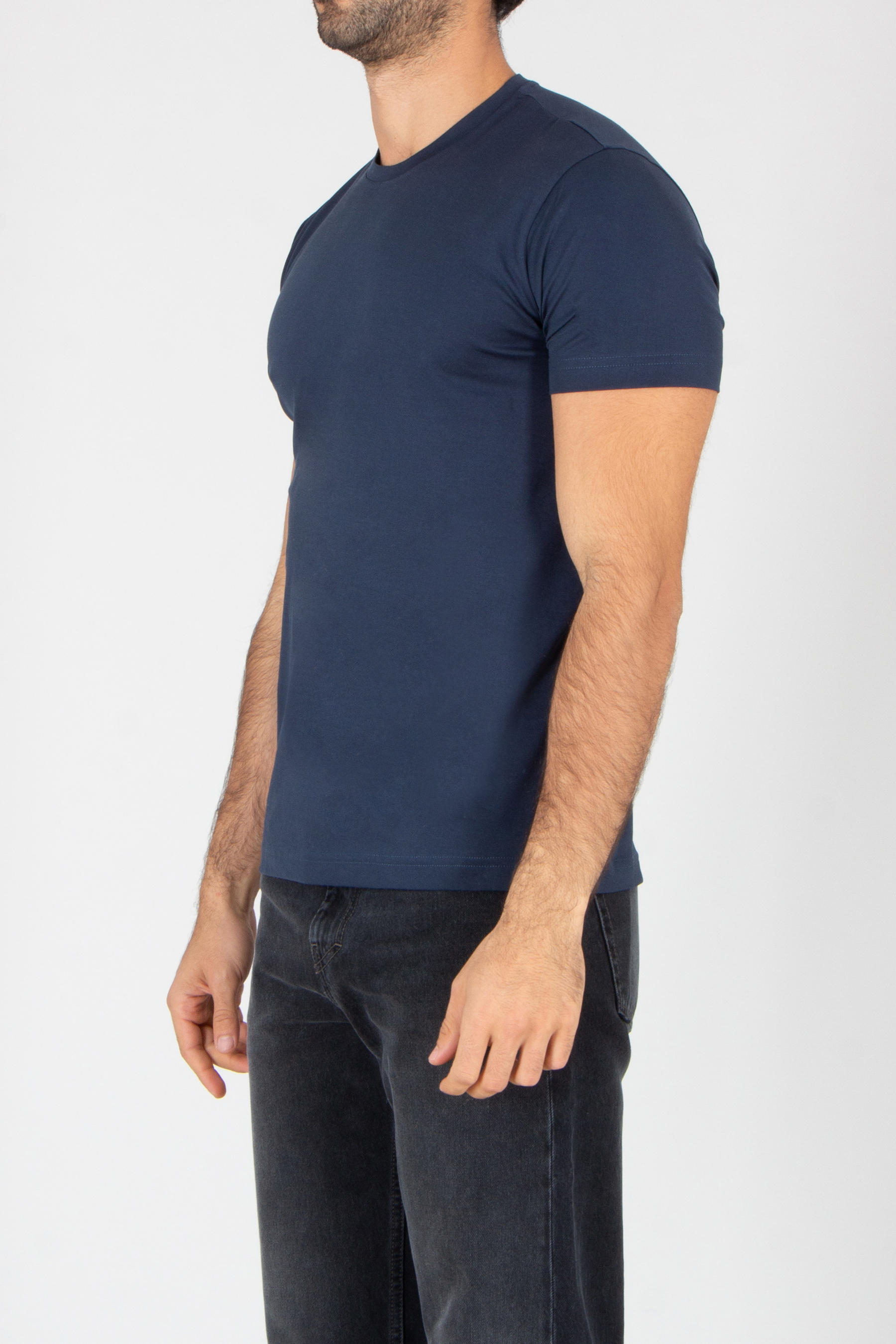 T-shirt, Jeans, Erwachsener, Mann, Person