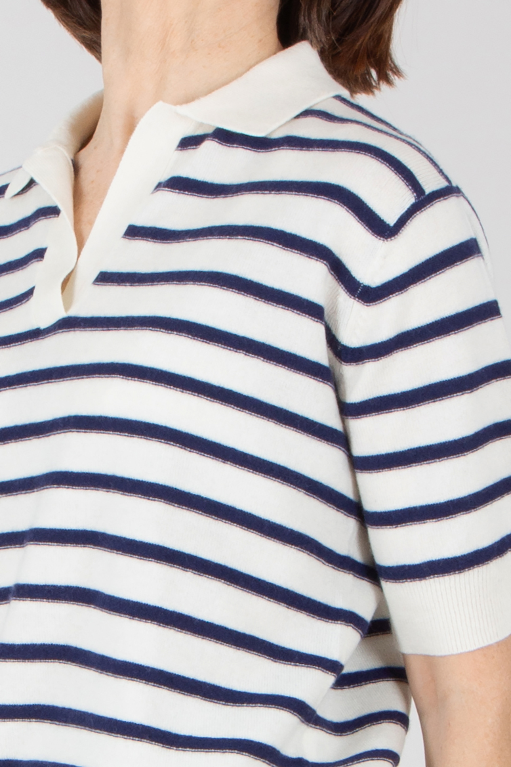 0039 ITALY Casual Fit Striped Cashmere-Wool Blend Knit Polo Iris