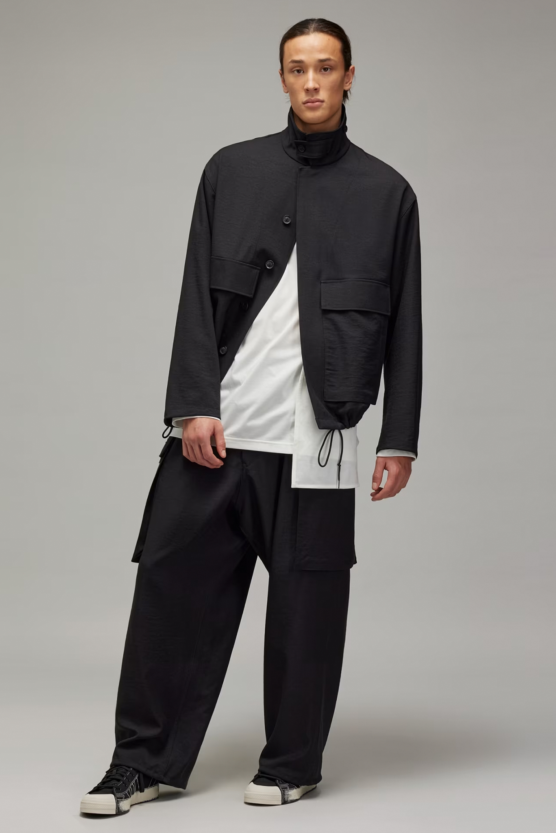 Y-3 Loose Fit Recycled Polyester Twill Sport Uniform Cargo Pants Mantel, Anzug, Jacke, Mann, Person