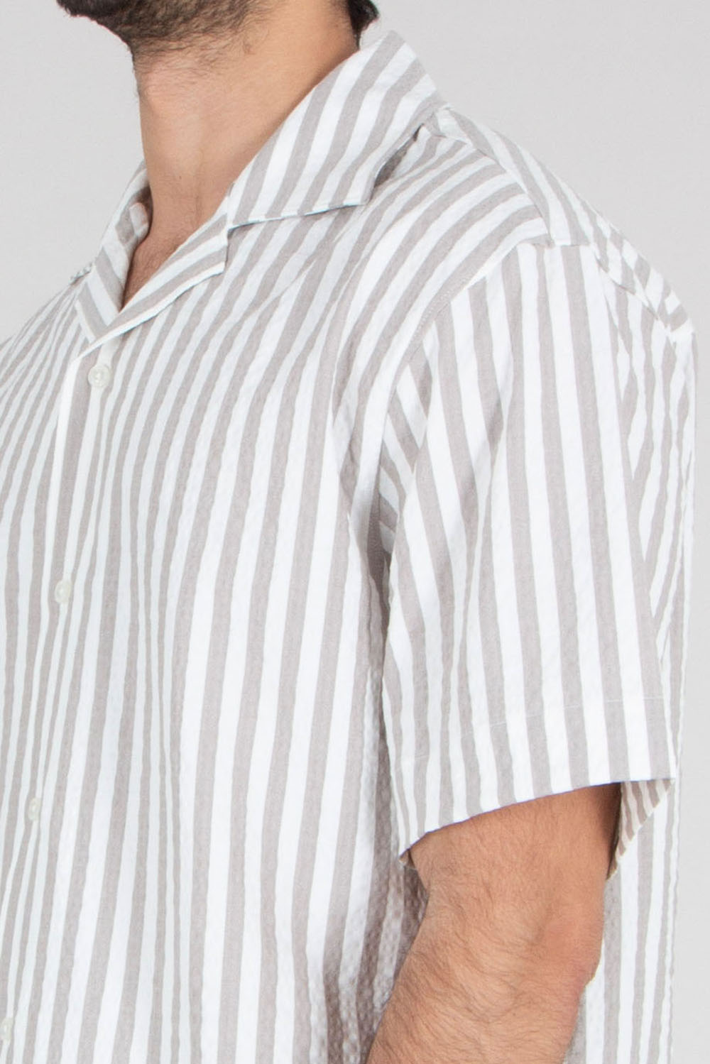 HUGO Boxy Fit Striped Cotton Stretch Seersucker Short-Sleeve Shirt Espino