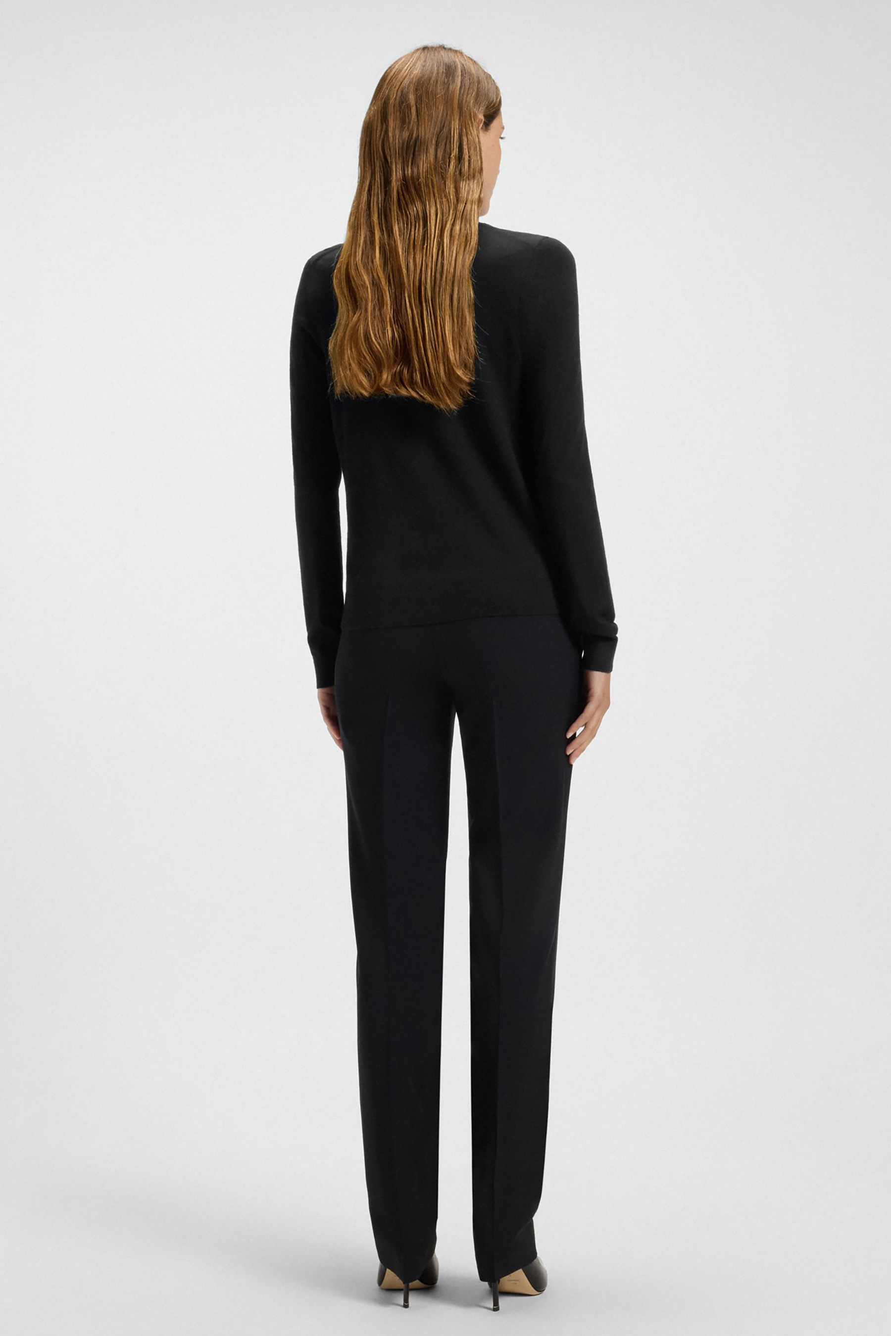 BOSS Slim Fit Superfine Virgin Wool Sweater Ferpina Formelle Kleidung, Anzug, Hosen, Person, Frau