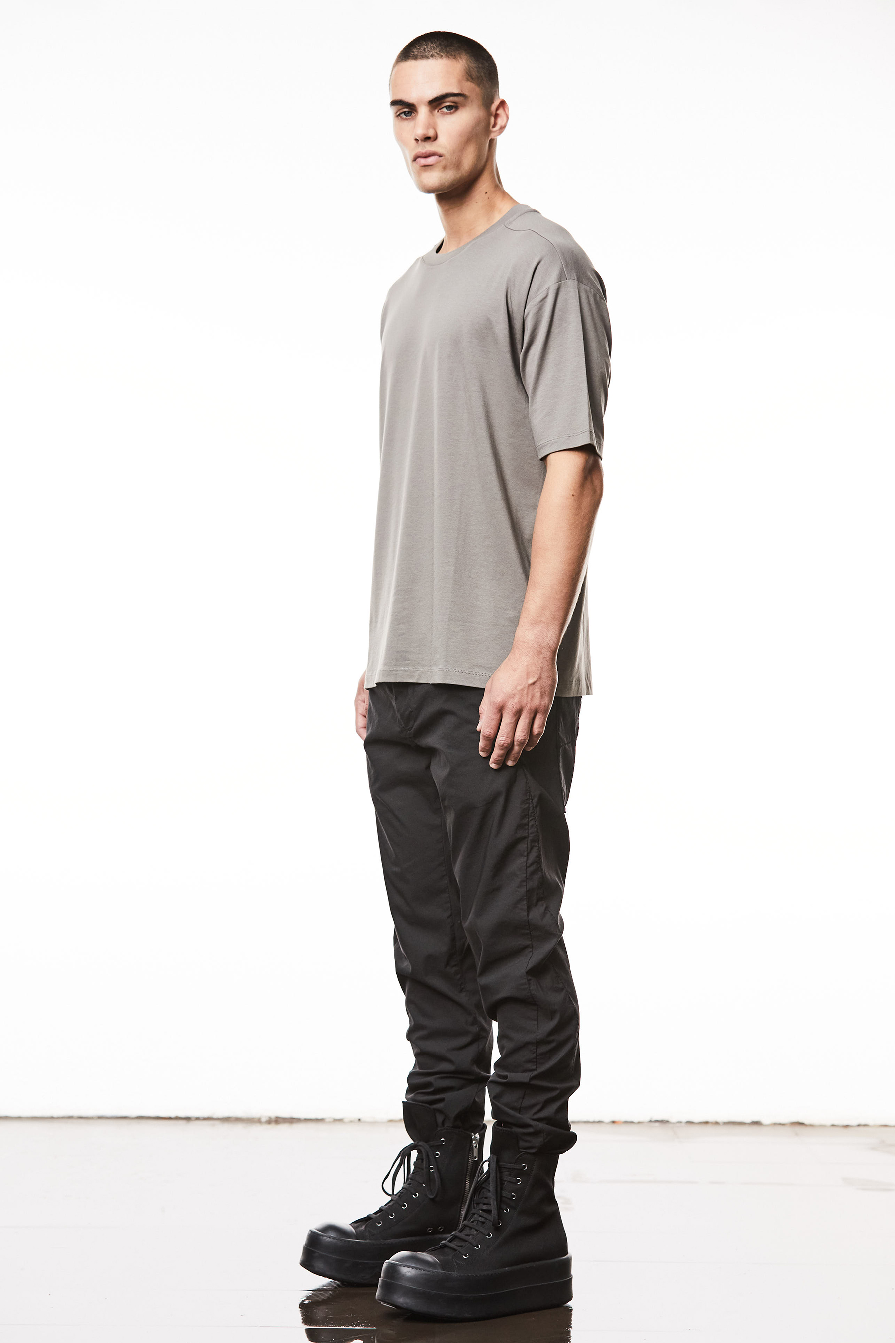 THOM KROM Relaxed Fit Cotton-Modal Stretch T-Shirt THOM KROM Relaxed Fit Cotton-Modal Stretch T-Shirt