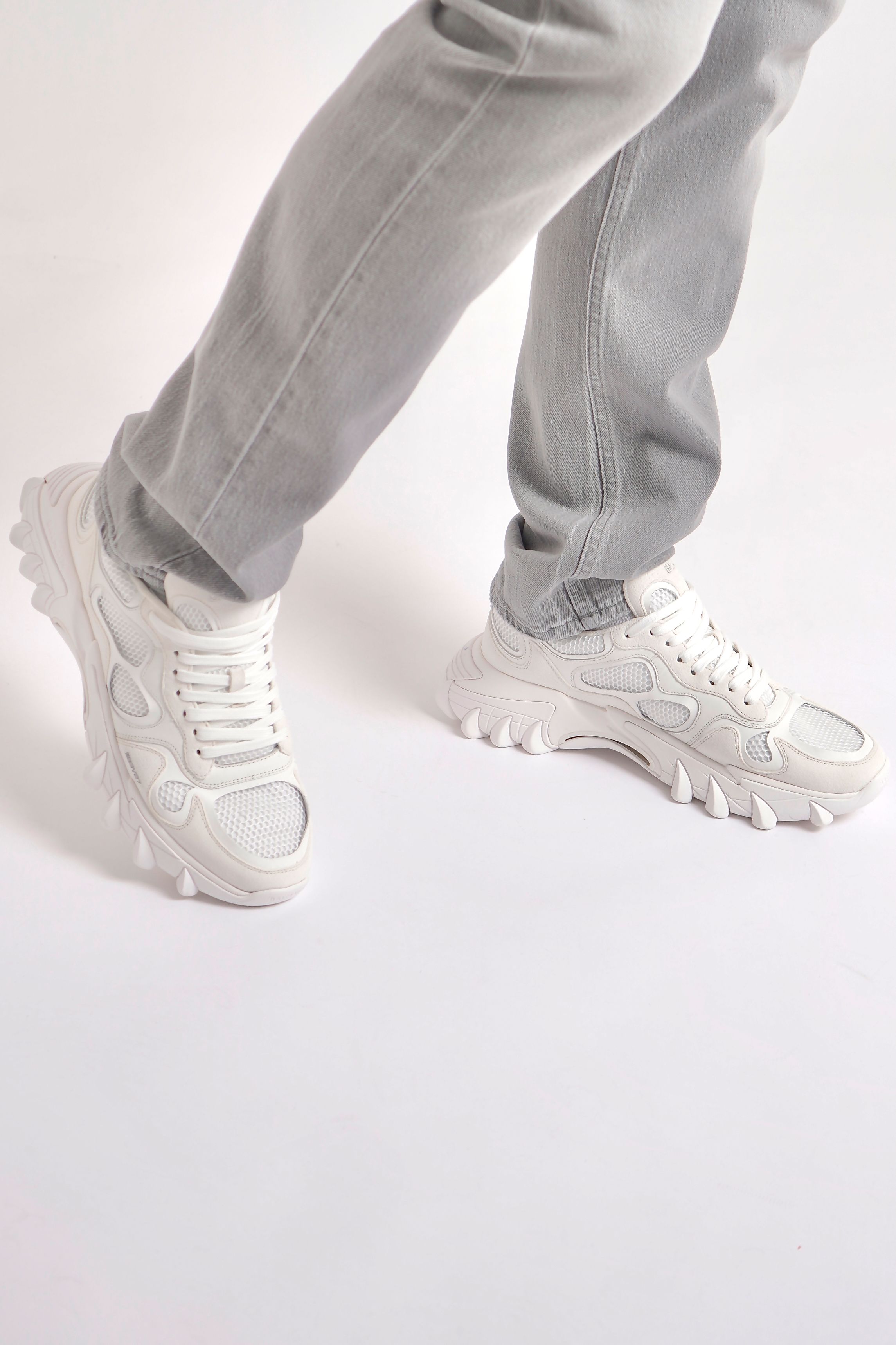 BALMAIN Mesh & Leather Sneakers B-East | 45 BALMAIN Mesh & Leather Sneakers B-East | 45