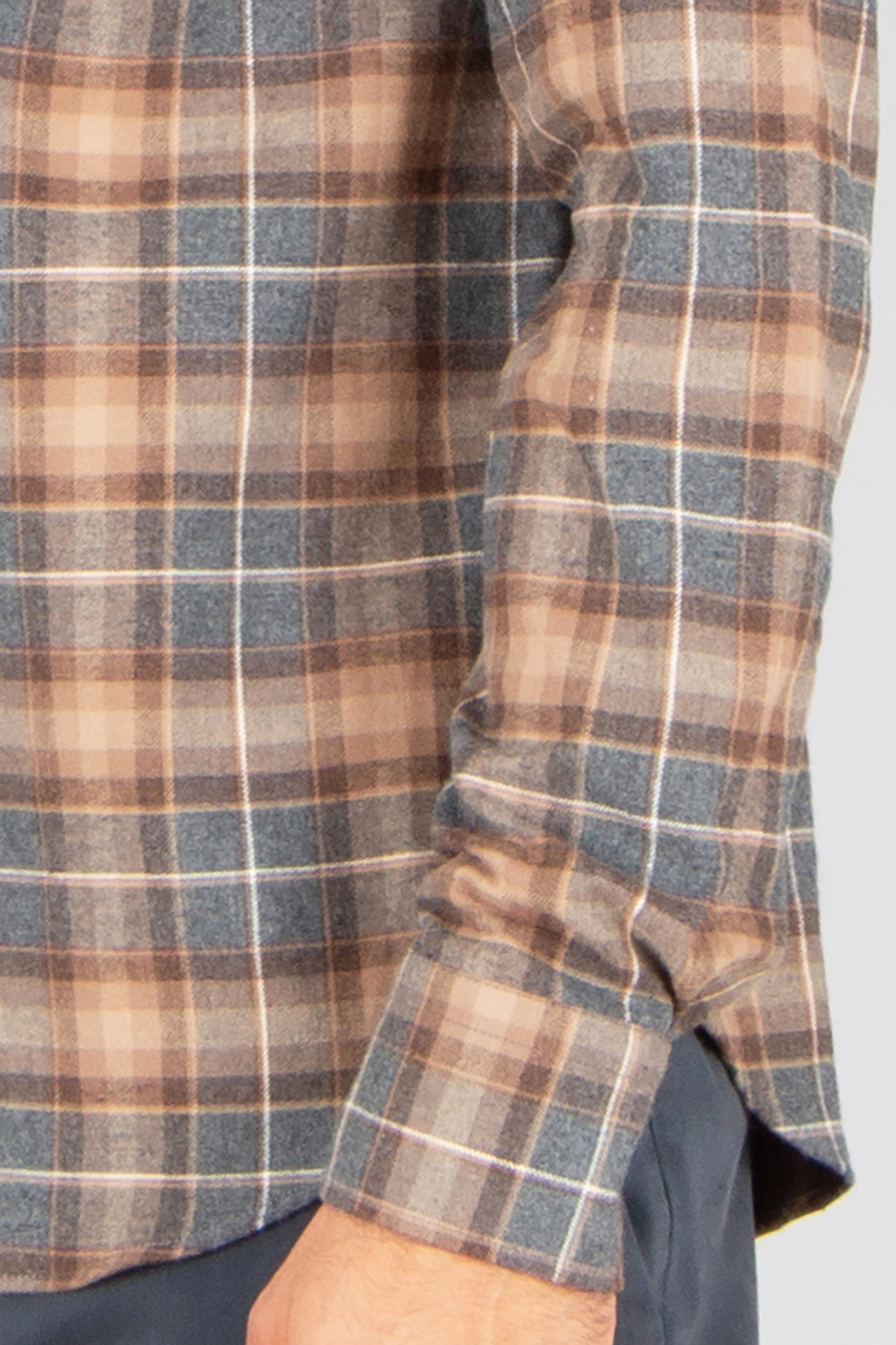 VAN LAACK Tailor Fit Checked Cotton Flannel Button-Down Shirt Roy Bekleidung, Hemd, Langarm, Kleid, Hemd, Person