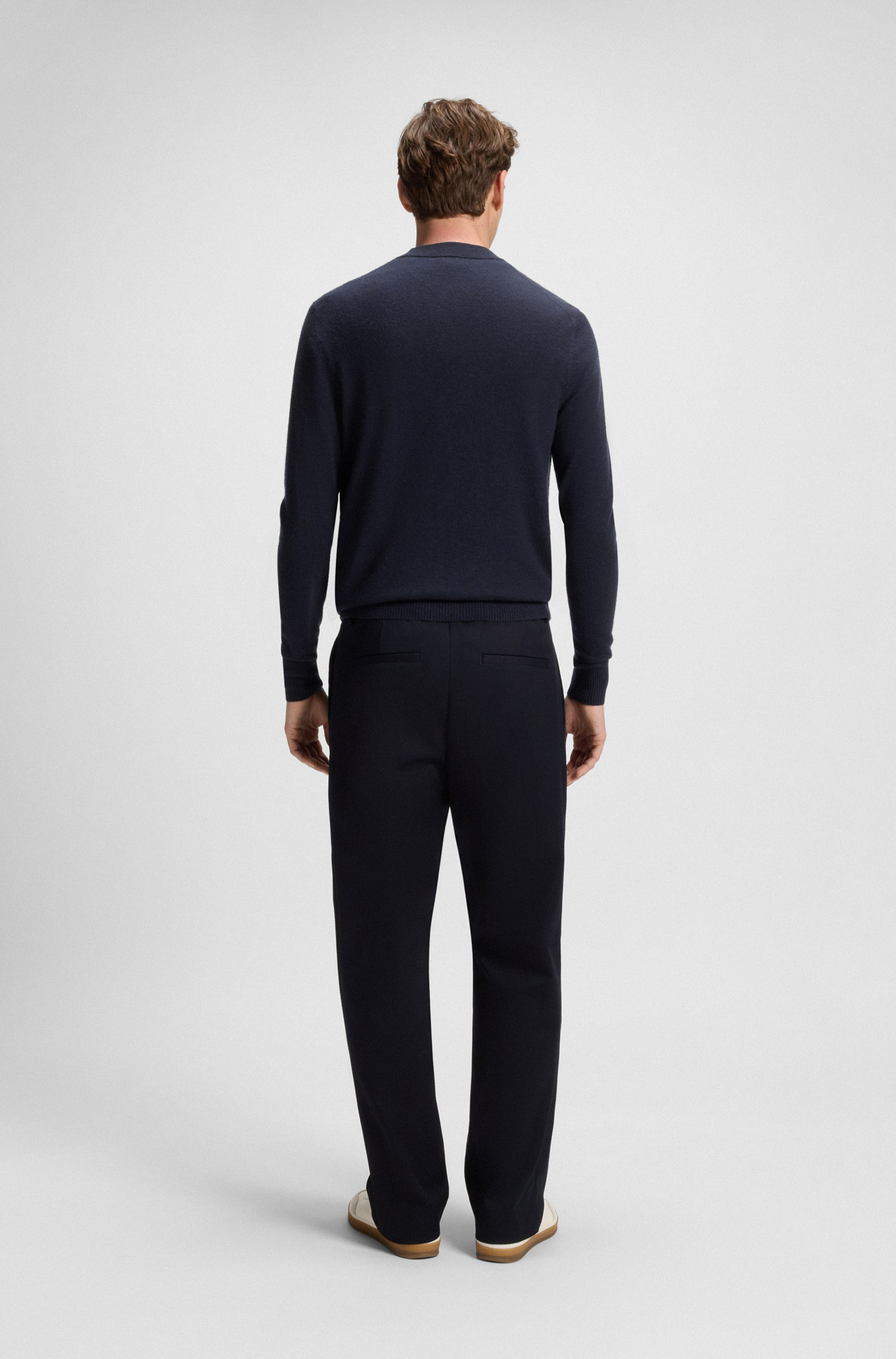 Hosen, Anzug, Langarm, Person, Stehend