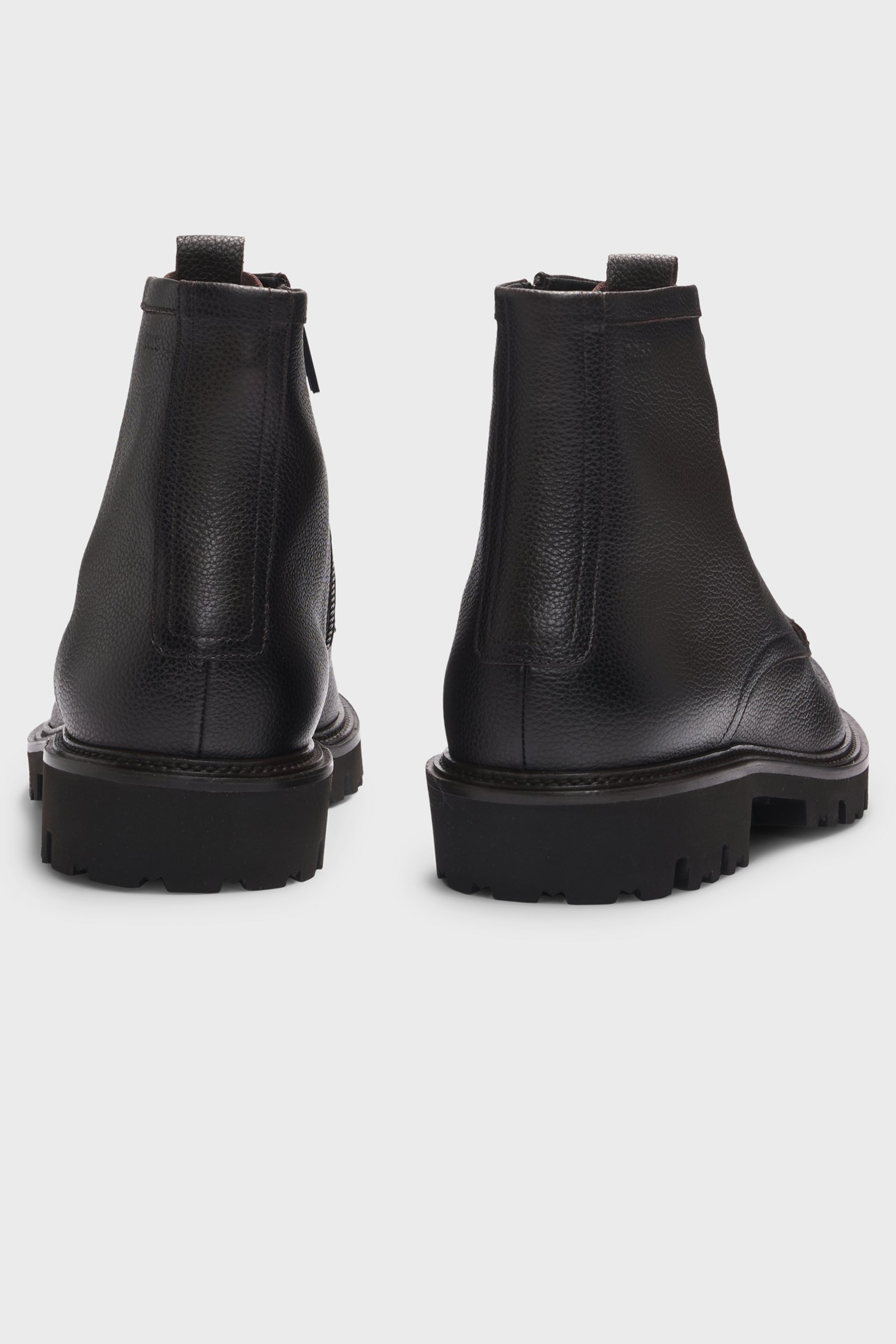 Black flat boots lace up deals