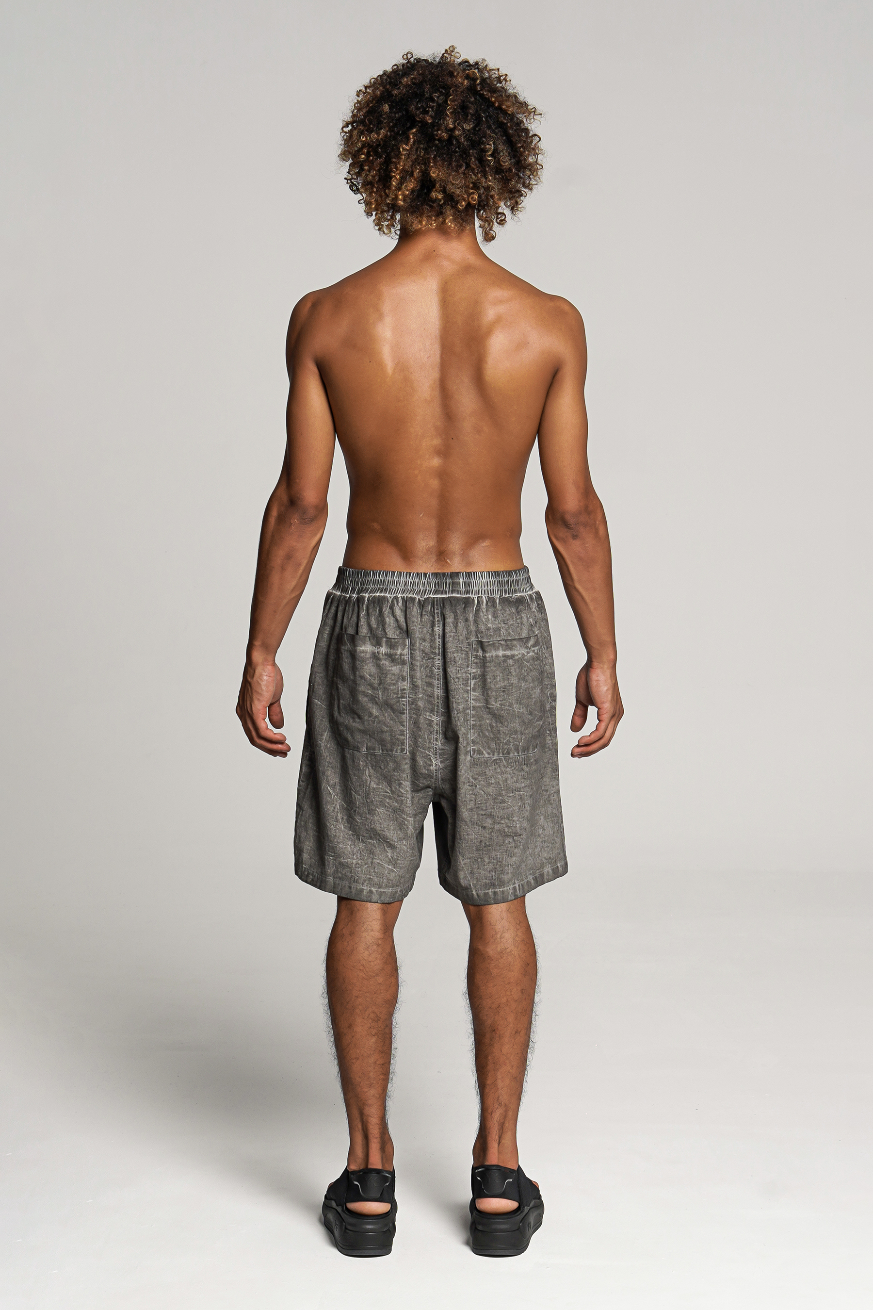 RE:VOLVER ATELIER Drop Crotch Cotton-Linen Blend Shorts