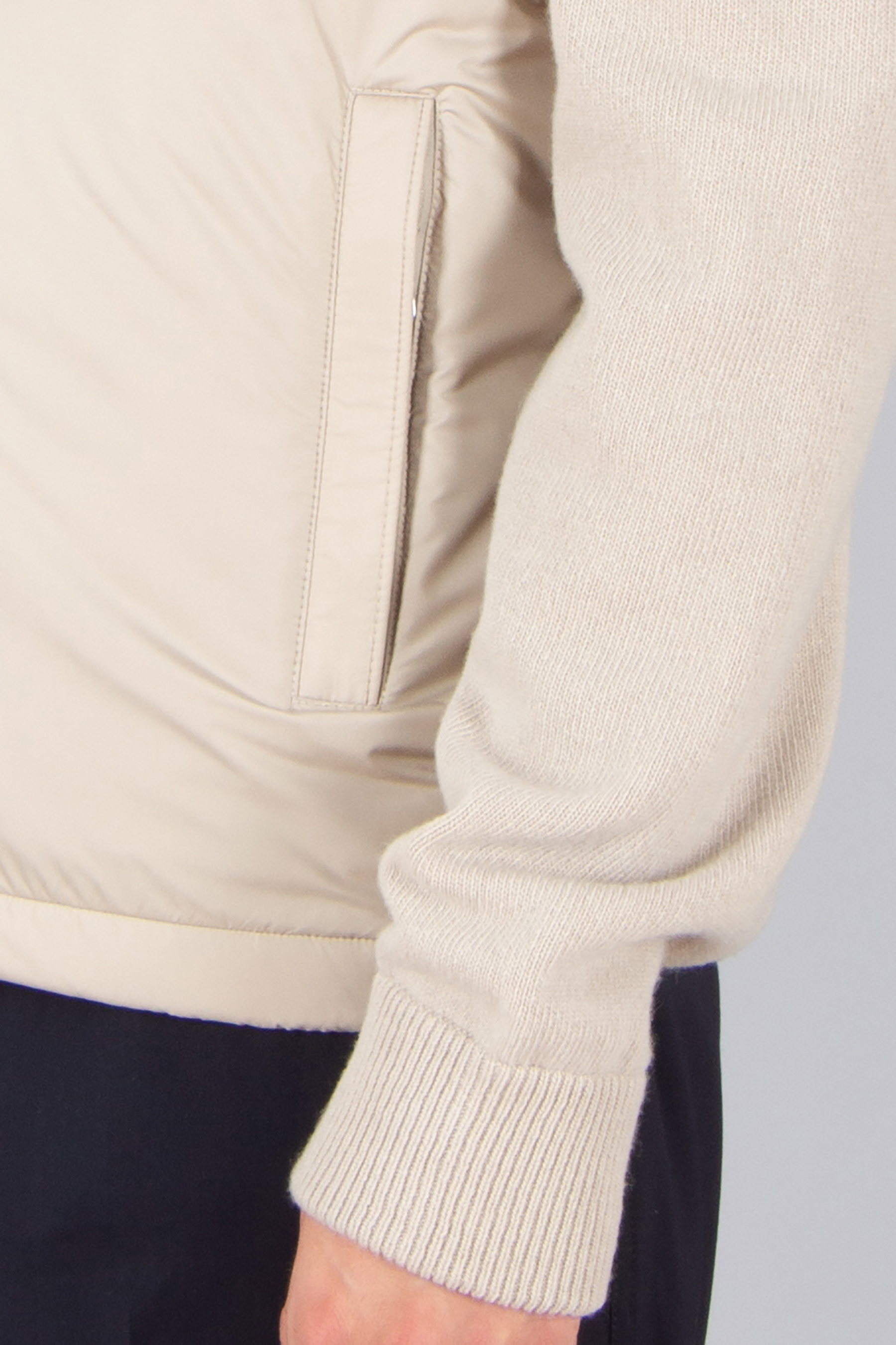 MONCLER Down Padded Virgin Wool-Cashmere Blend Cardigan Langarm, Strickwaren, Pullover, Mantel, Jacke